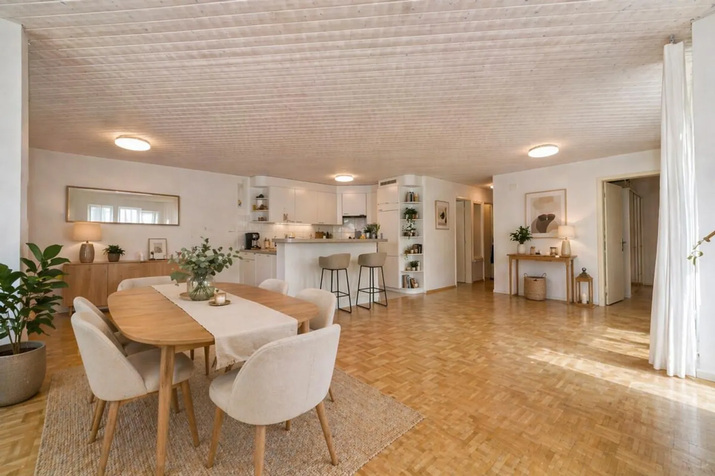 Zollikerberg: Living in a prime location with great potential - Photo 2 of 5