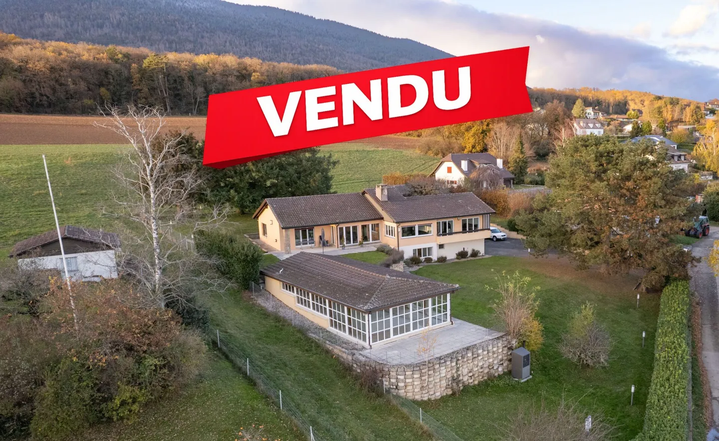 VENDU - Villa individuelle avec piscine et vue de rêve - Foto 1 di 13