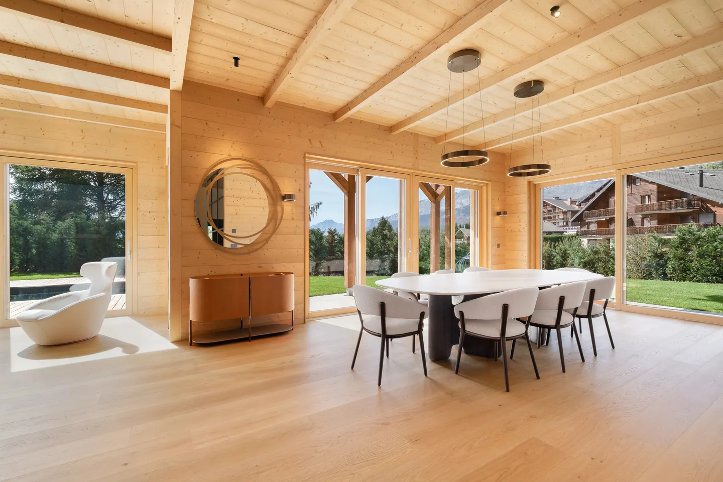 Chalet contemporain à Crans-Montana - Photo 2 sur 13