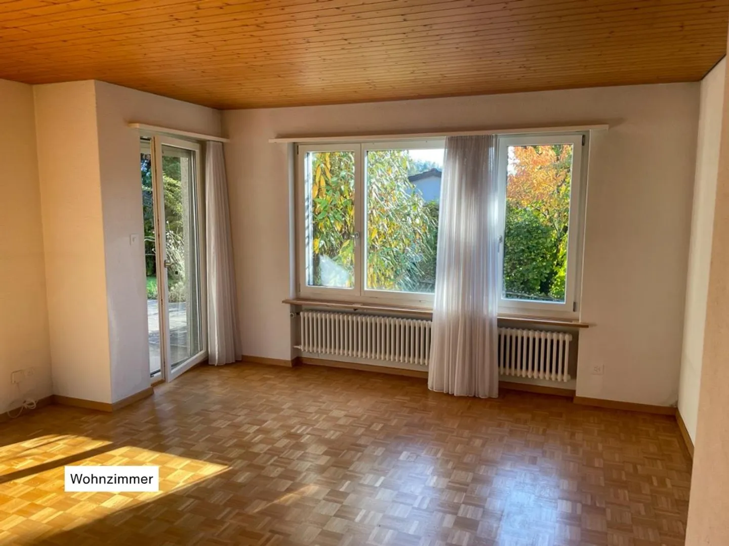 Cozy 5.5 Room Single Family House with Large Garden - Photo 2 of 5