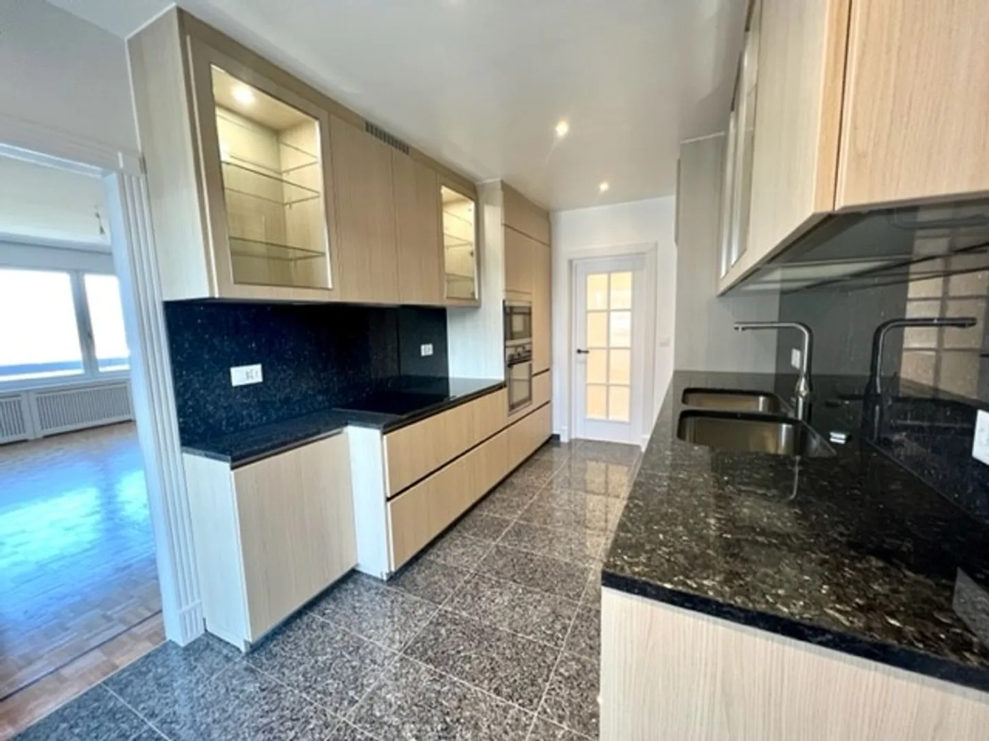 Magnifico appartamento di 7 stanze al 7° piano a Grand-Saconnex - Foto 6 di 22