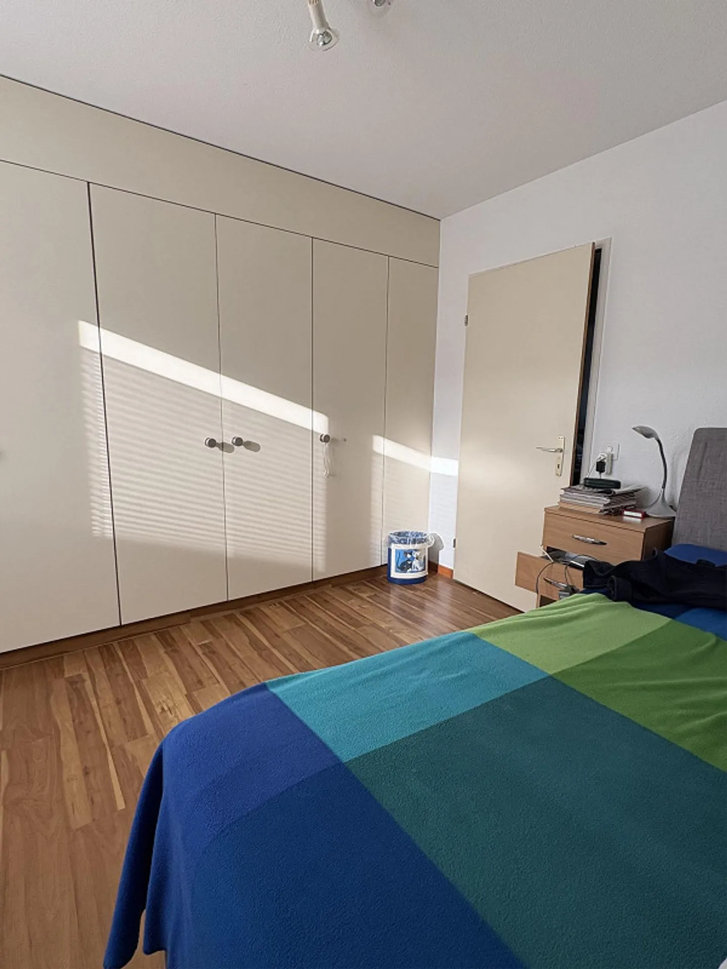 Einfamilienhaus mit Einliegerwohnung, Doppel- und WoMo Garage - Photo 14 sur 22