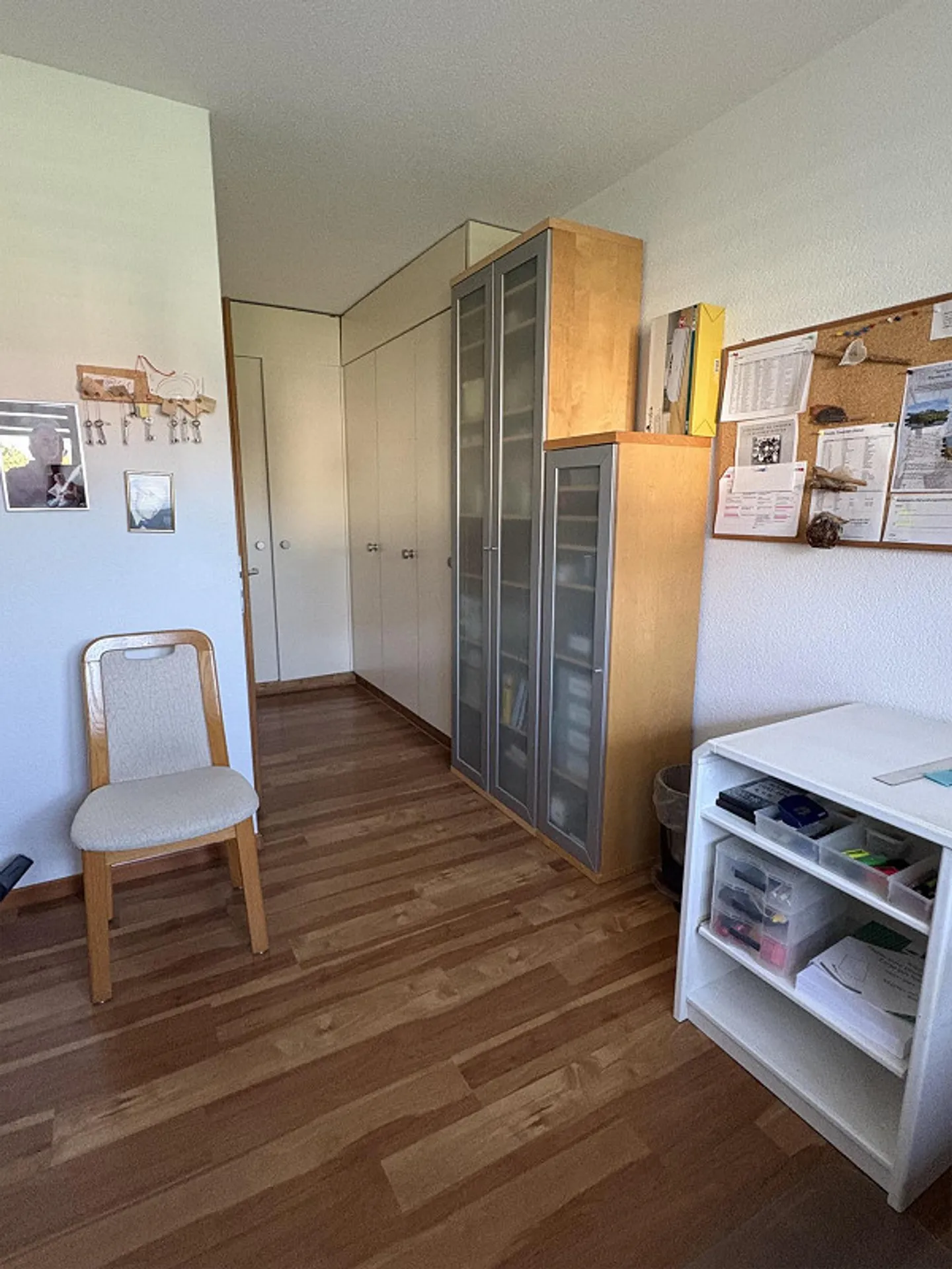 Einfamilienhaus mit Einliegerwohnung, Doppel- und WoMo Garage - Photo 15 sur 22