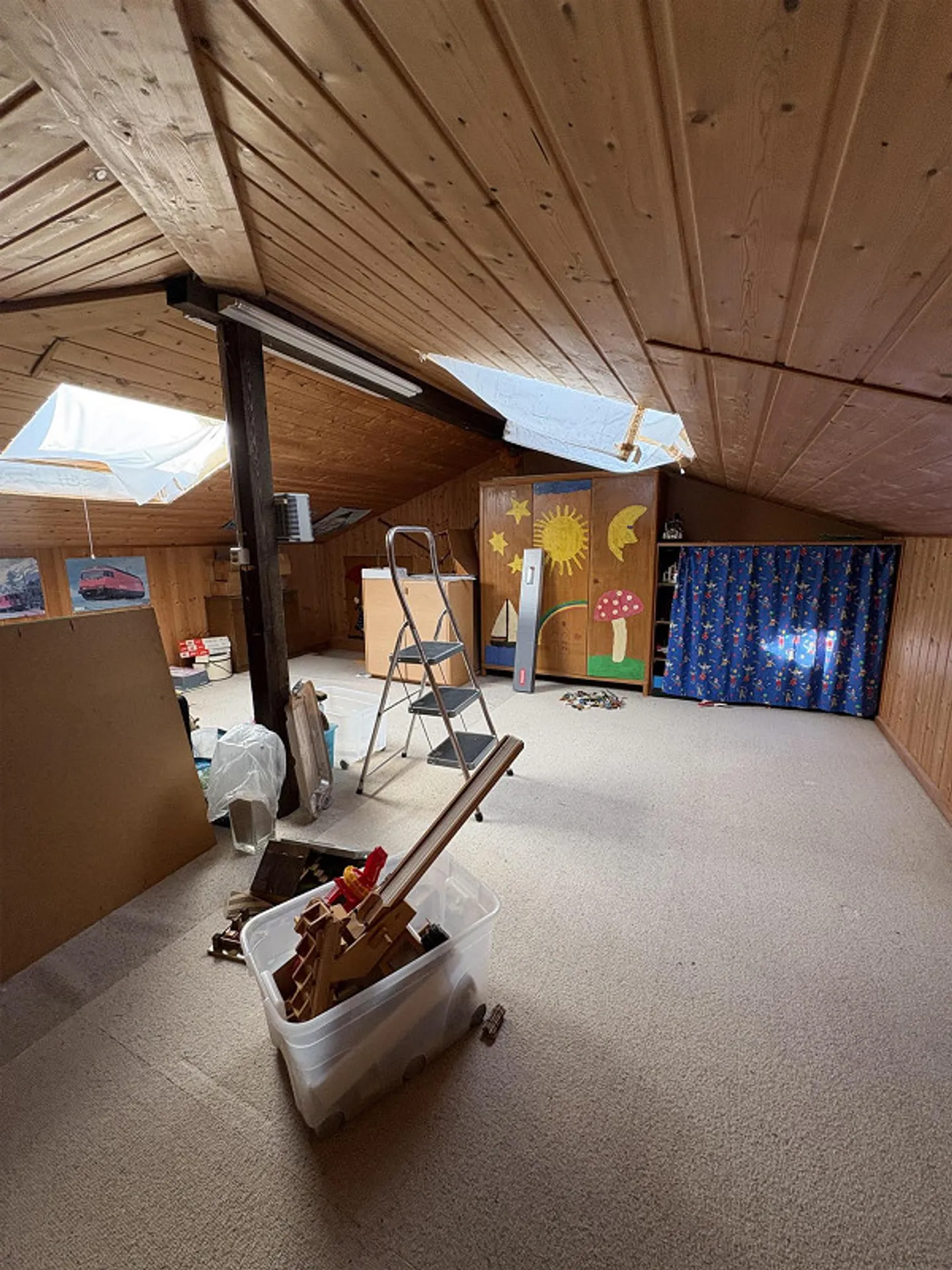 Einfamilienhaus mit Einliegerwohnung, Doppel- und WoMo Garage - Photo 18 sur 22