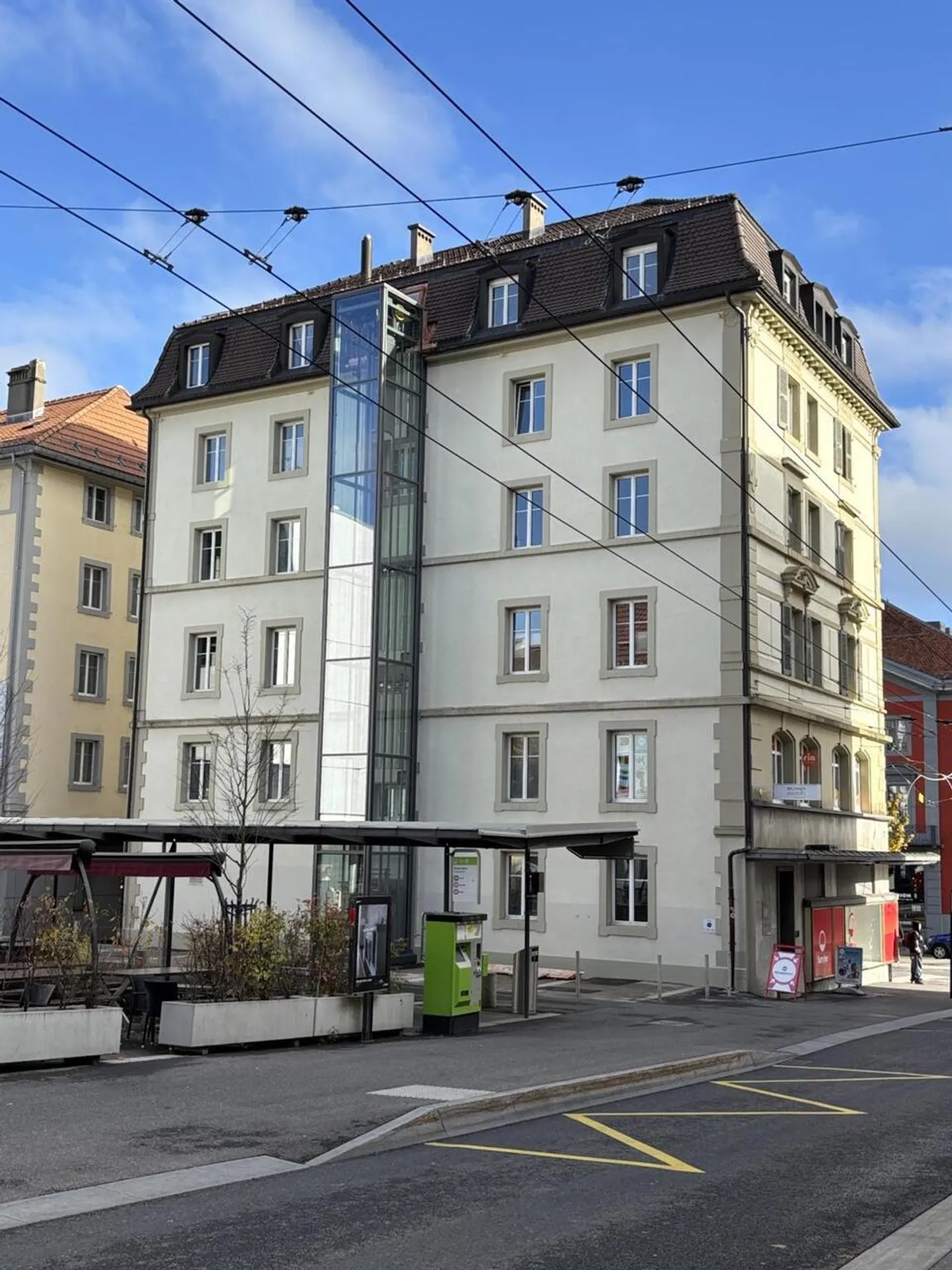 Appartement spacieux en centre-ville - Photo 2 sur 10