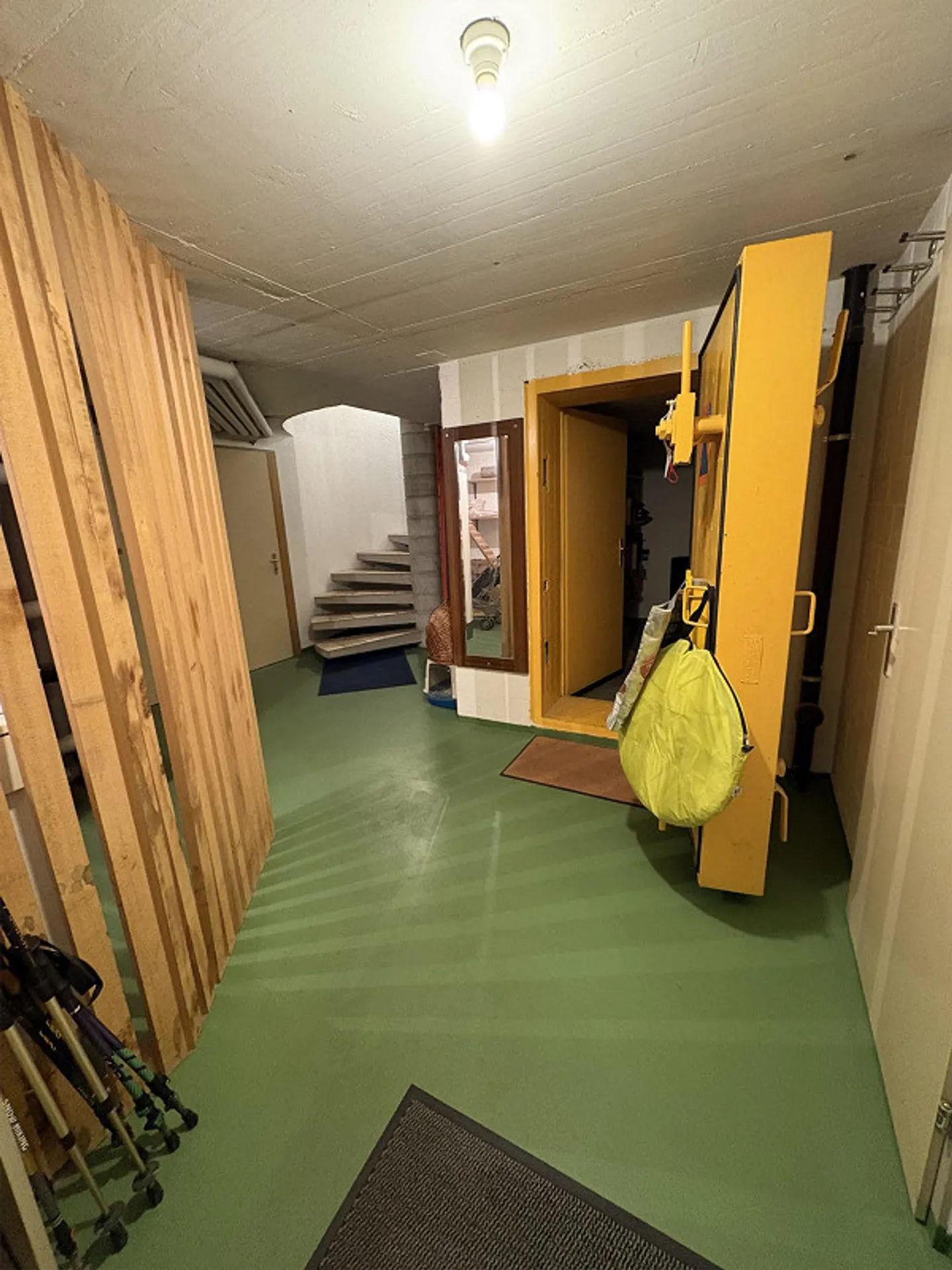 Einfamilienhaus mit Einliegerwohnung, Doppel- und WoMo Garage - Photo 22 sur 22