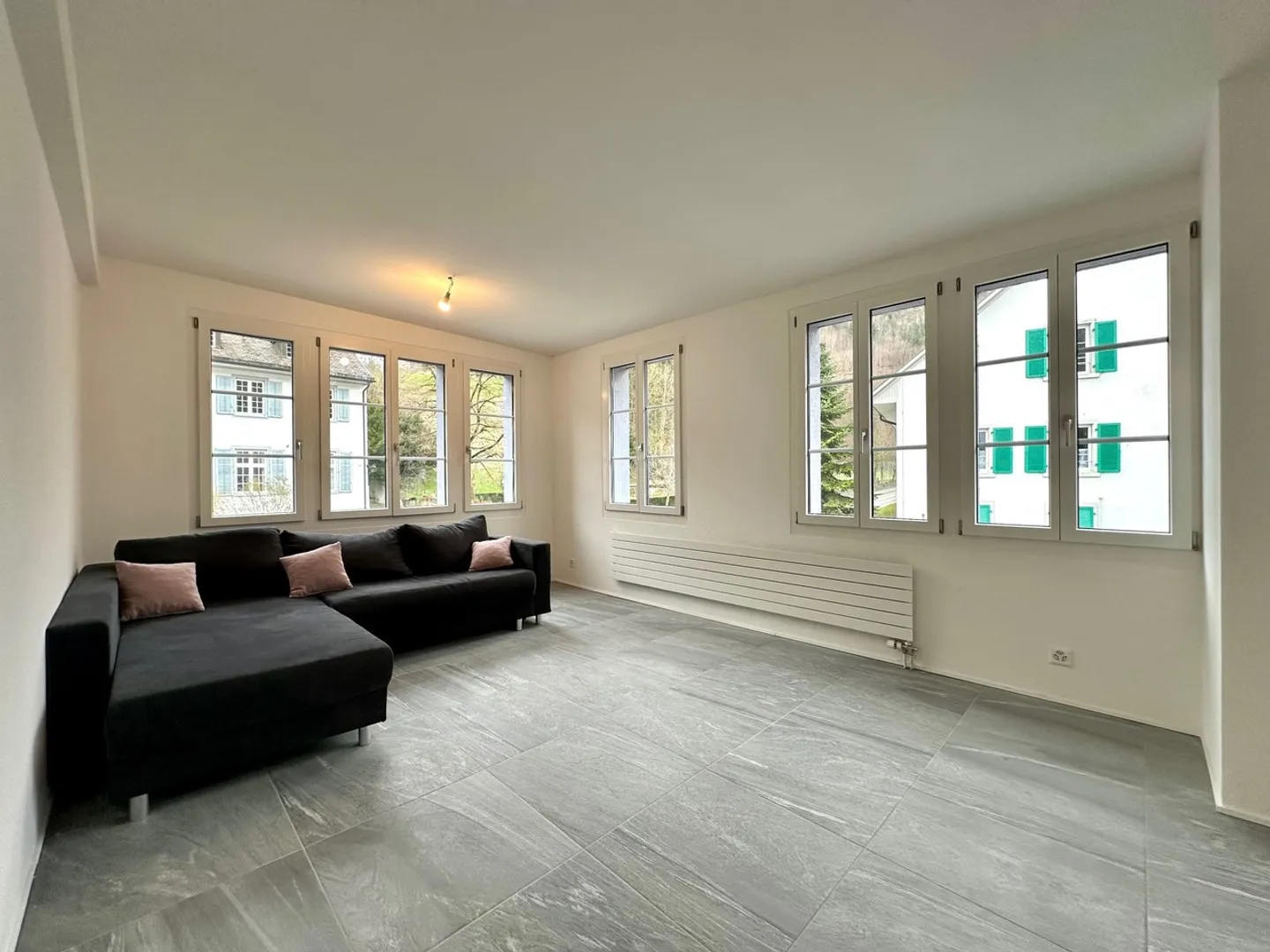 Charmante 2.5-Zimmer Wohnung - Foto 1 von 6