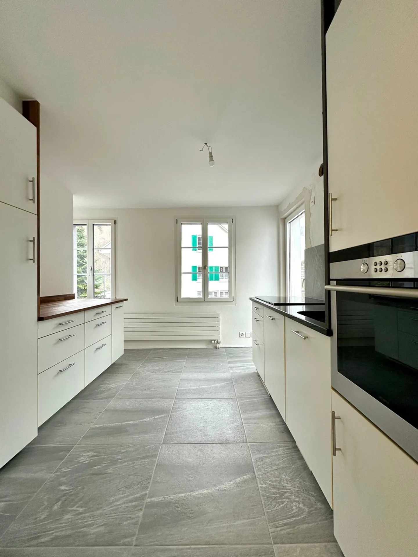 Charmante 2.5-Zimmer Wohnung - Foto 2 von 6