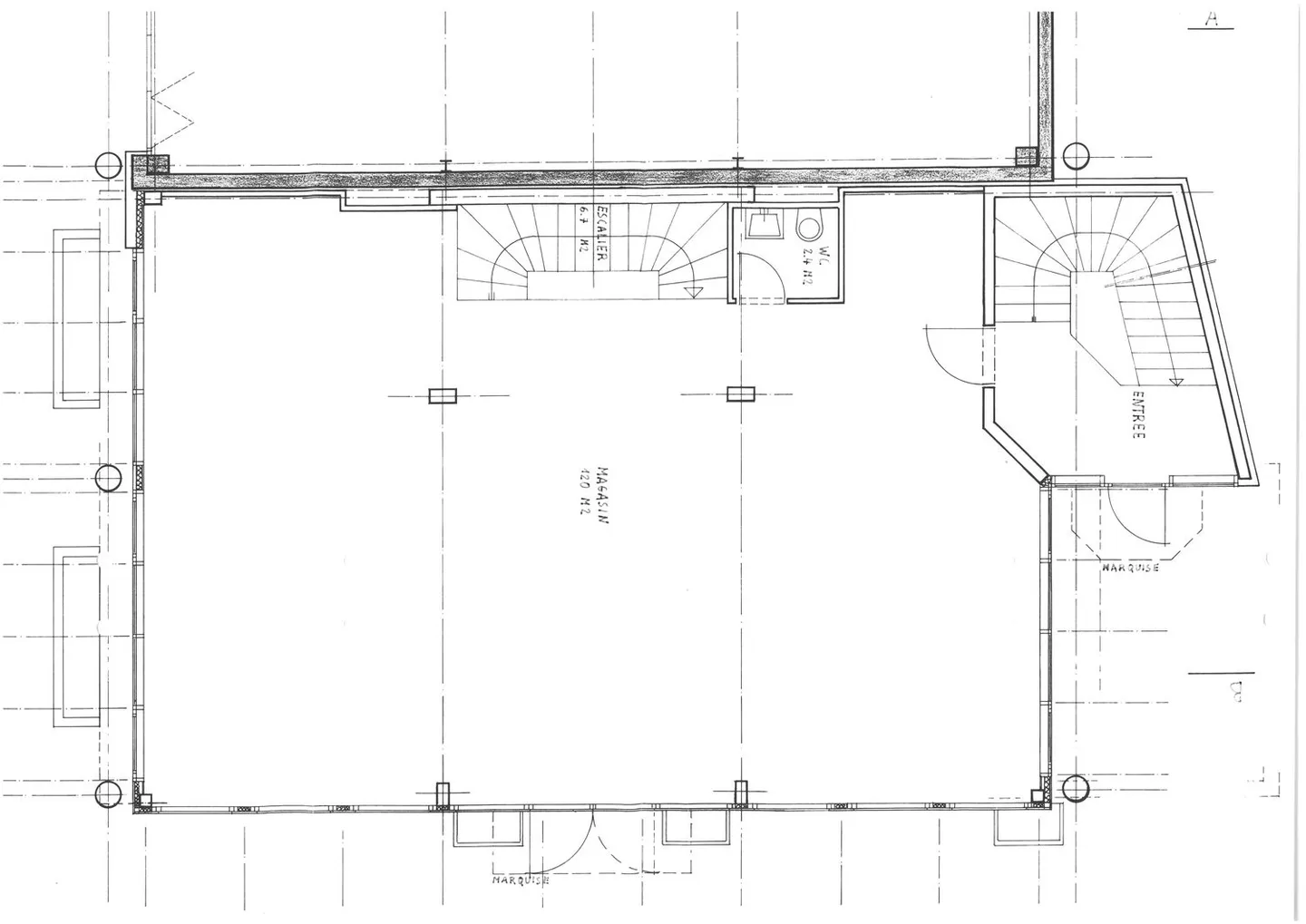 COMMERCIAL OR ADMINISTRATIVE SPACE WITH WINDOWS OF APPROX. 131 M² ON THE GROUND FLOOR - Photo 1 of 4
