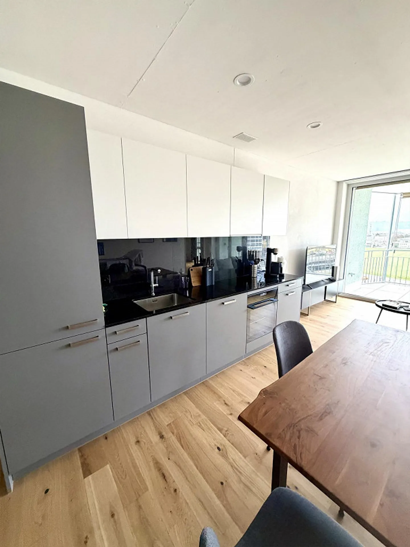 Moderno appartamento 2.5 stanze a Winterthur Hegi - Foto 2 di 15