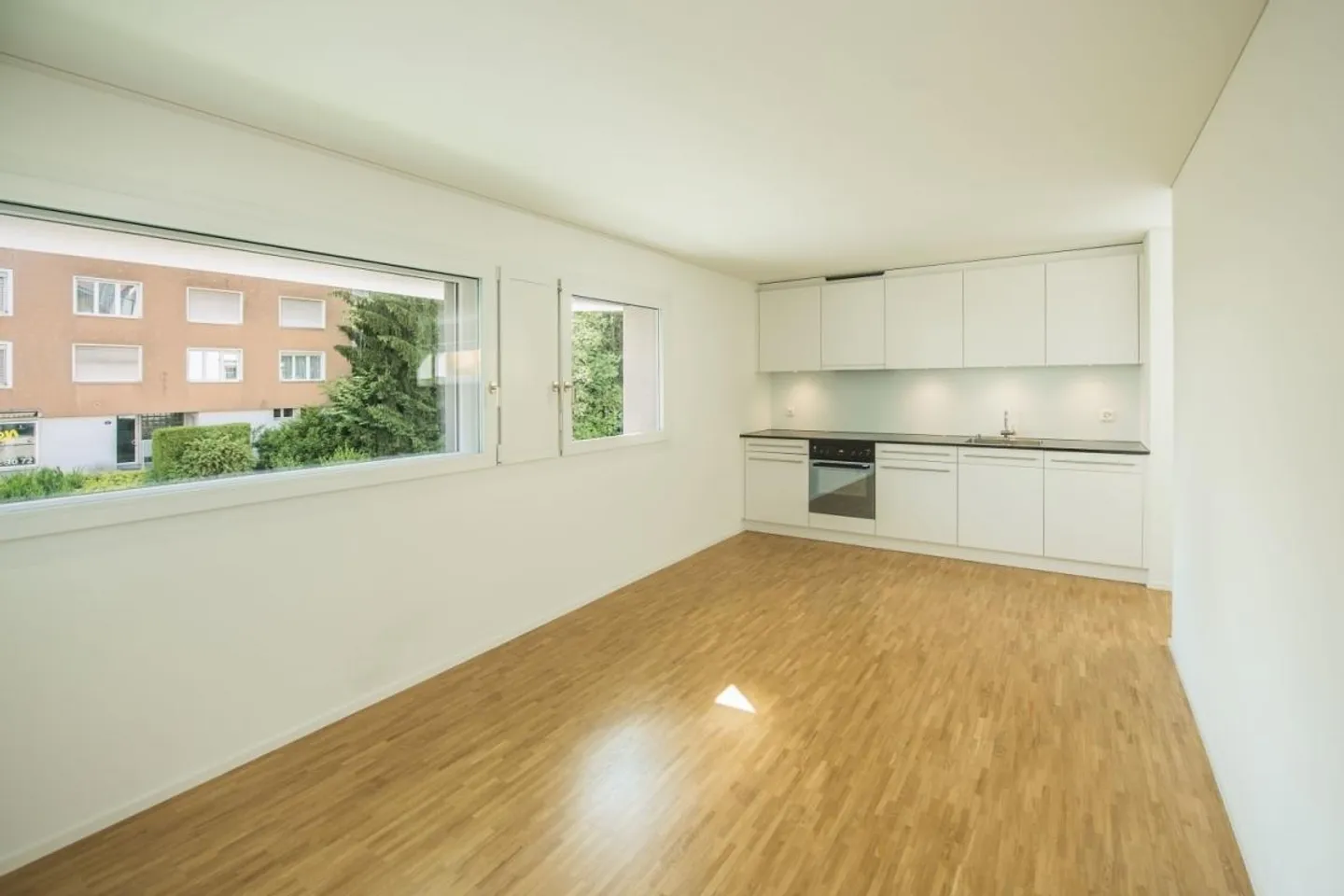 Moderne Wohnung in bester Lage - Foto 2 von 7