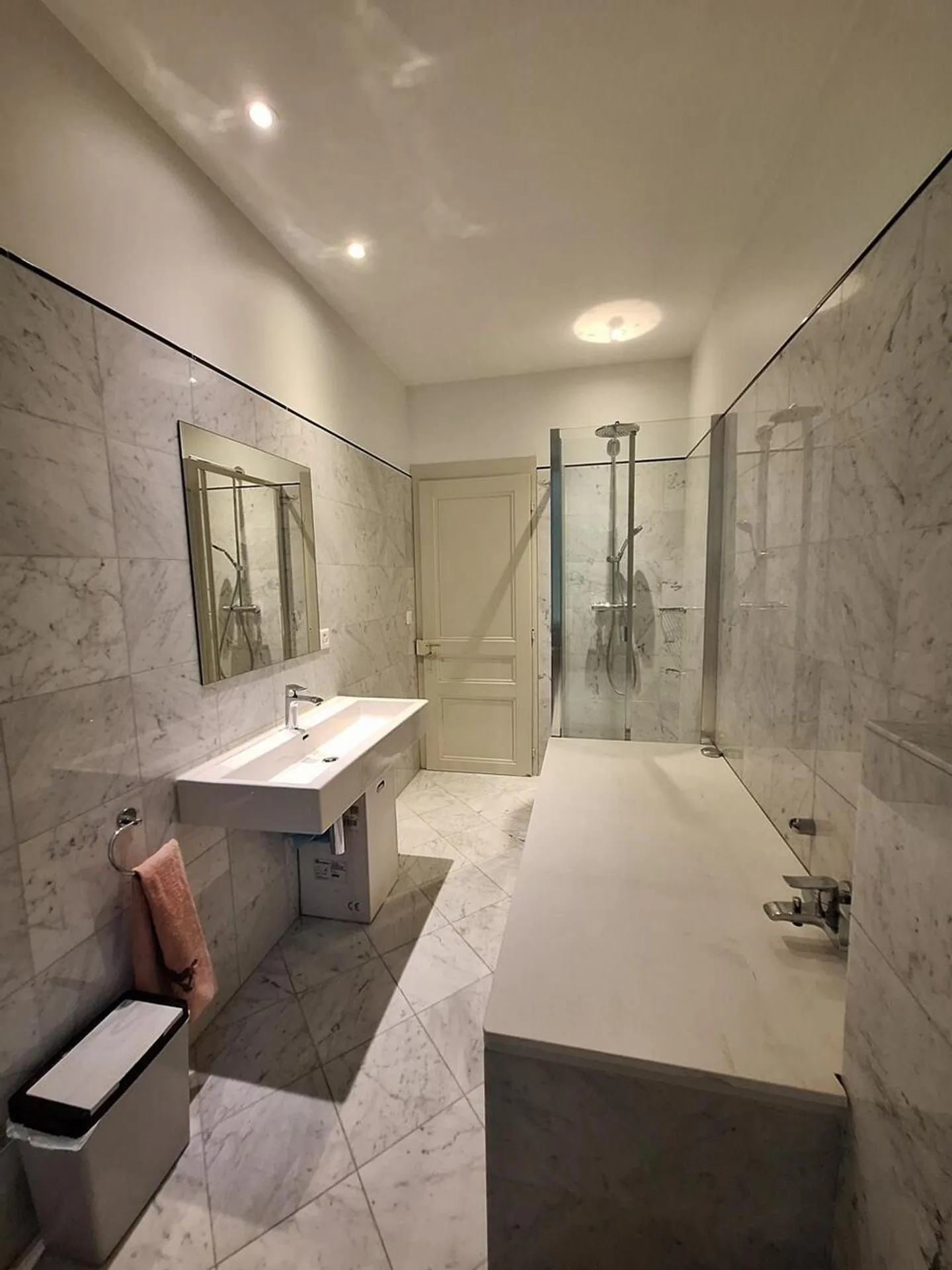 Charmant Appartement au Rez-de-Chaussée - Photo 7 sur 10