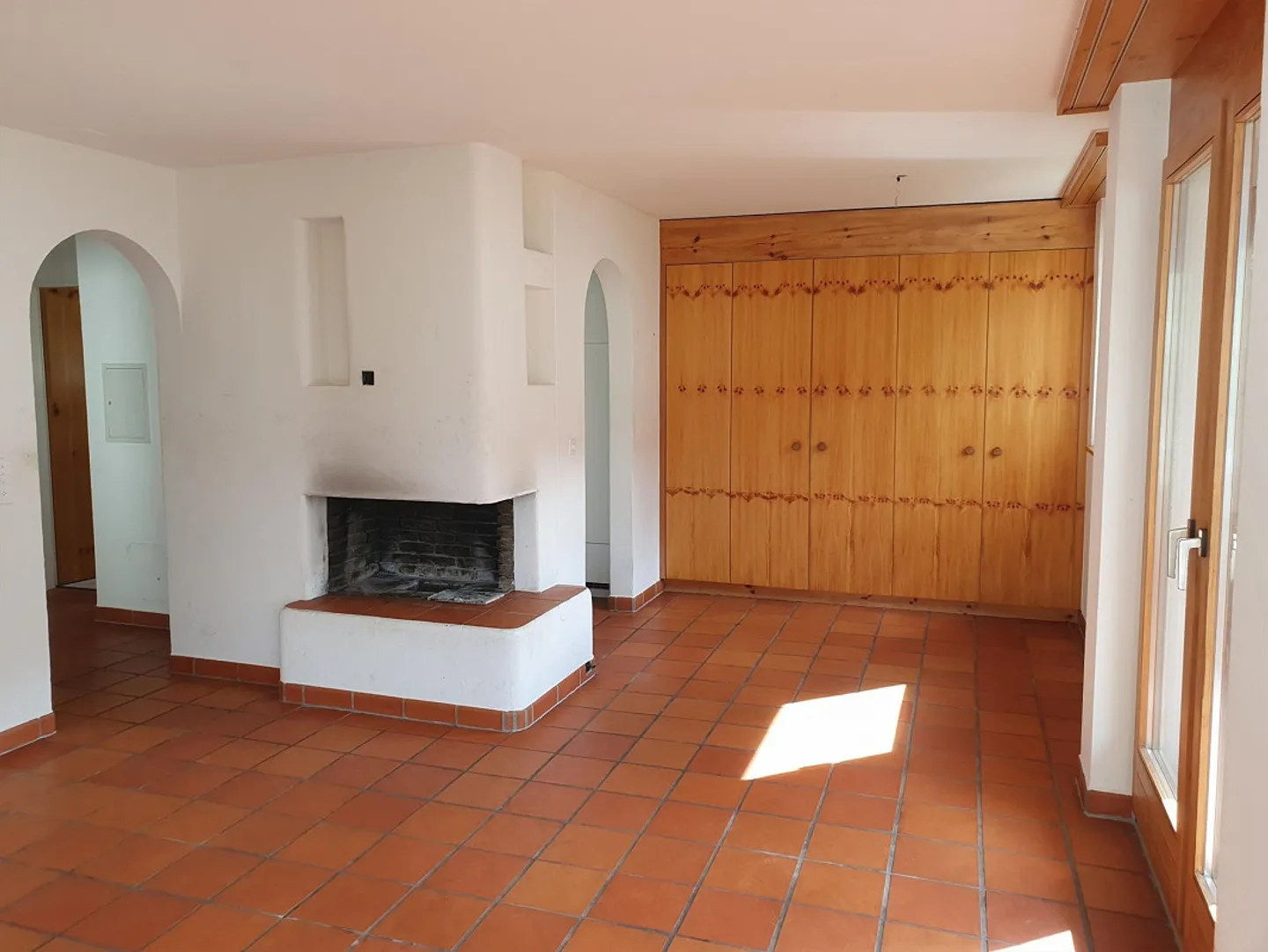 Charmante Wohnung mit Cheminée - Foto 3 von 10