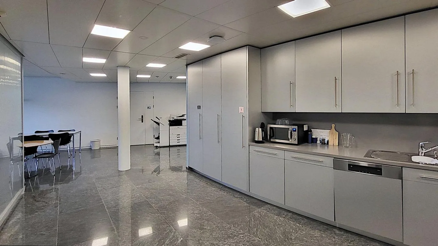 Moderne Büroflächen am See - Foto 5 von 7