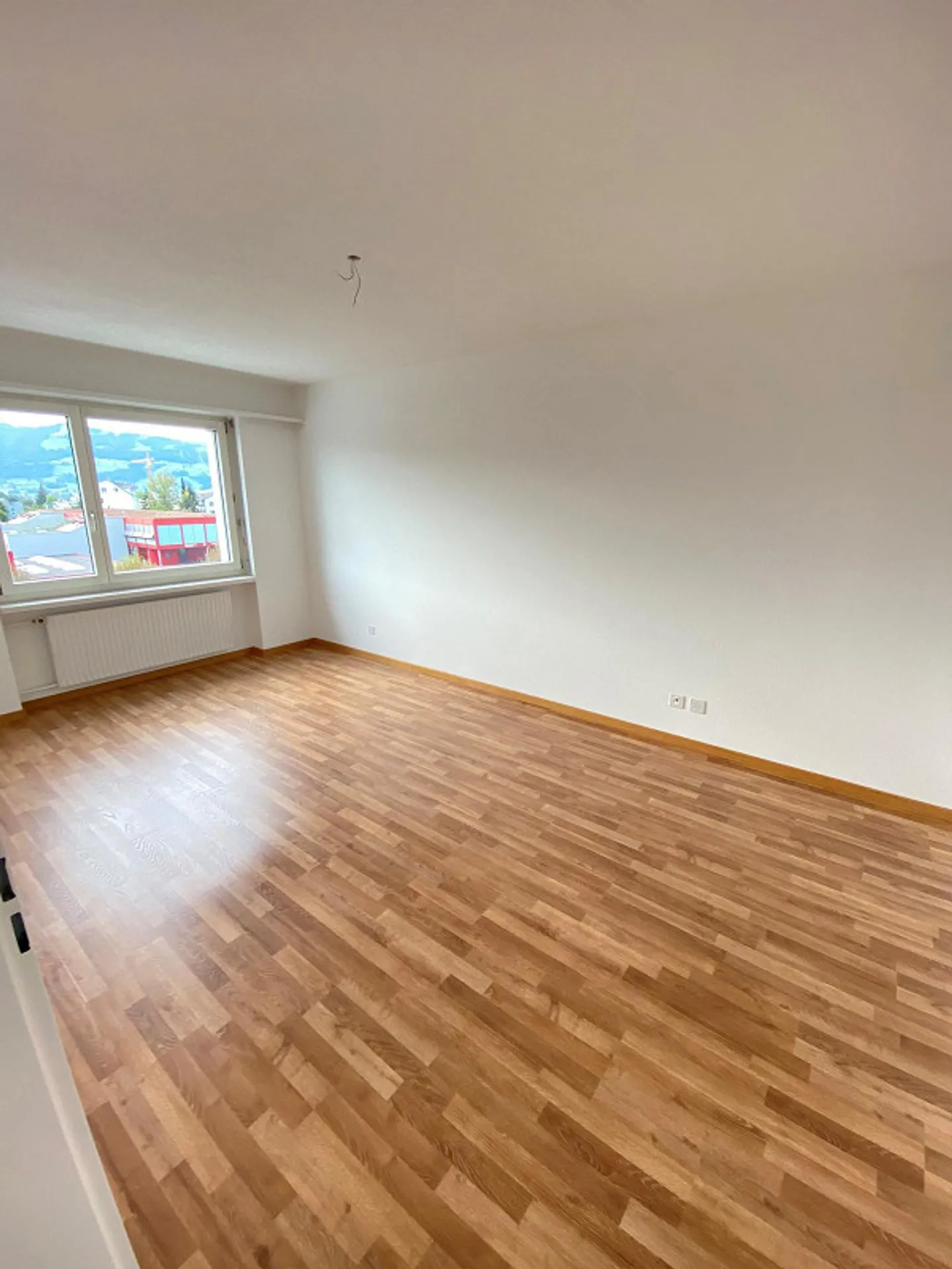 Bellissimo appartamento luminoso di 2.0 stanze vicino al centro - Foto 6 di 8