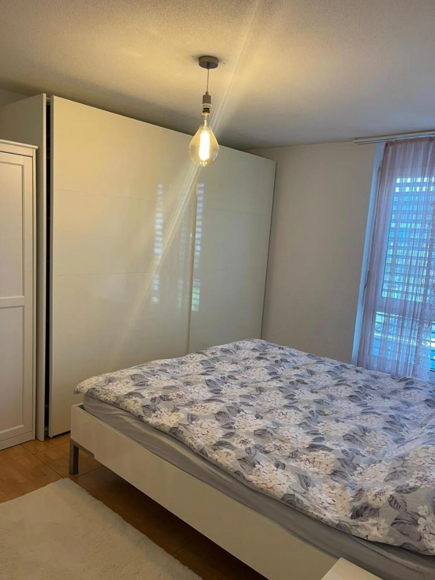 Warm welcome for this 4.5 room apartment in perfect condition - Photo 5 of 13