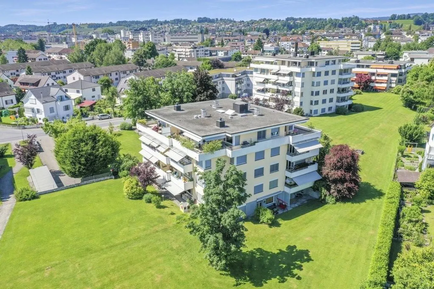 Einstellplätze in der Tiefgarage Hohlweg 1-15 in Jona - Foto 1 di 1