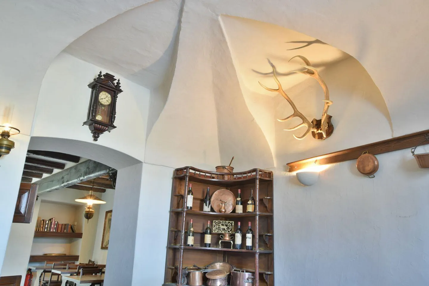 Charming Traditional Restaurant 'Antica Osteria' - Photo 5 of 8