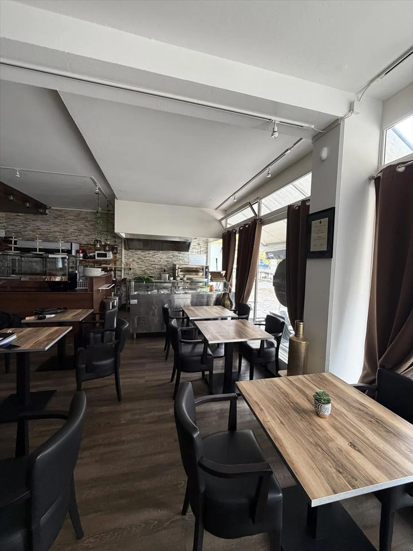 Restaurant - Photo 1 of 3
