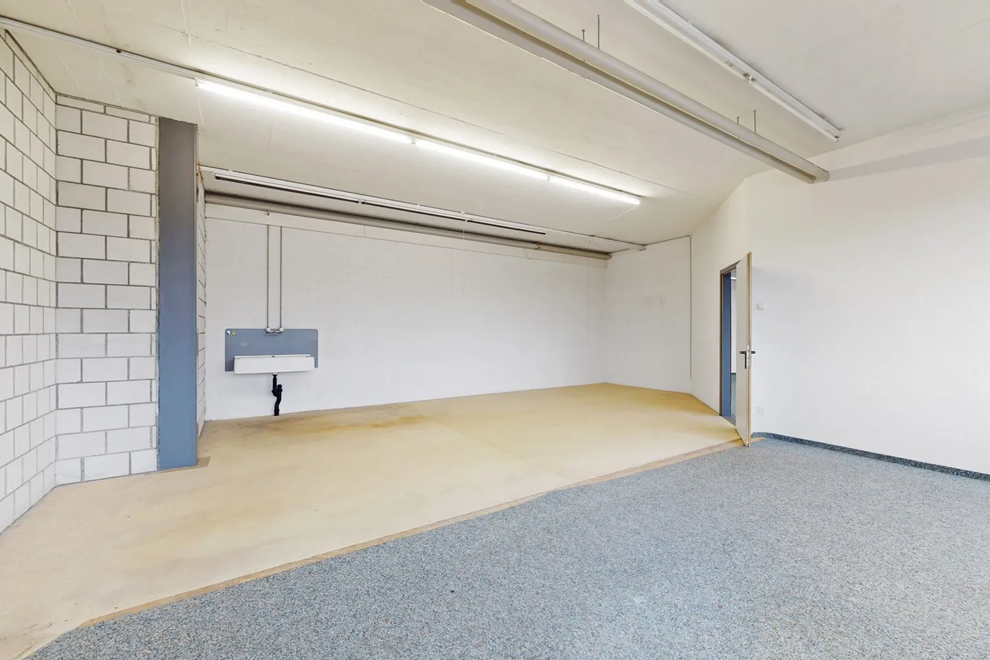 Spazio Commerciale a Oberentfelden - Foto 4 di 11