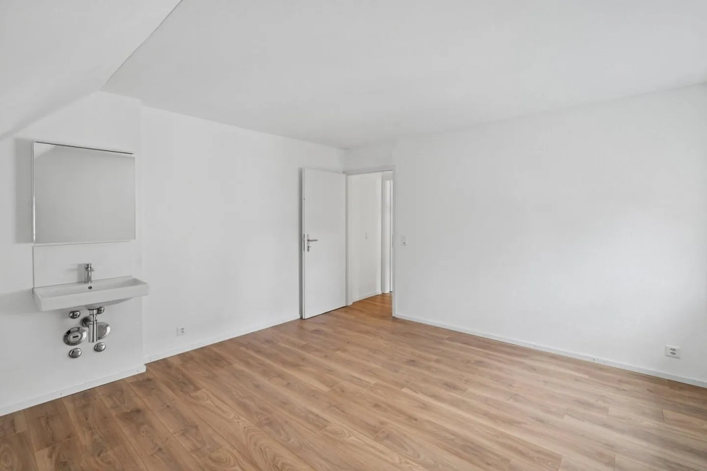 Wohnen auf höchstem Niveau  Traumhafte 4.5-Zimmer-Maisonette nach T... - Foto 6 di 11