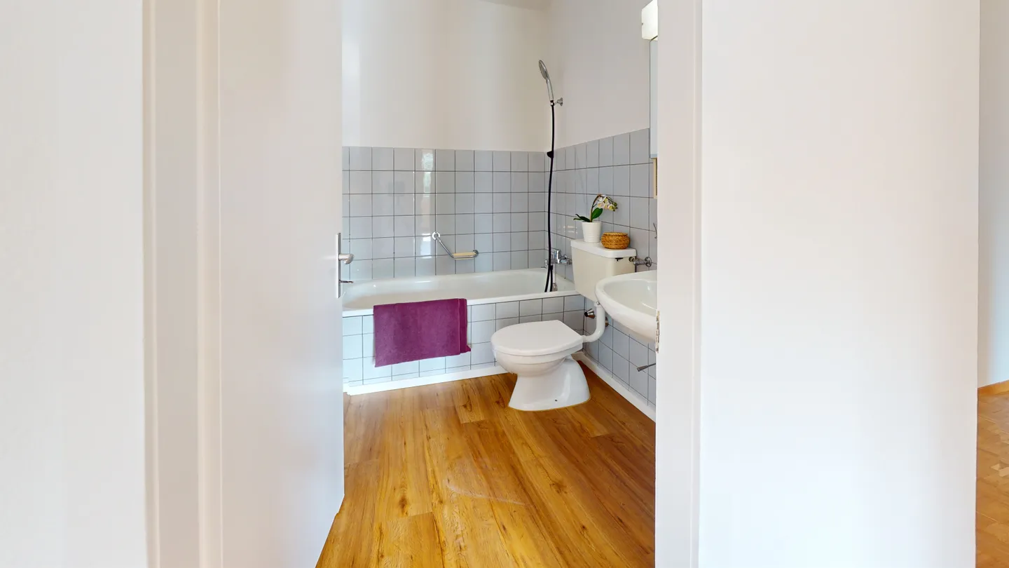 Kurze Wege, grosses Plus: Wohnen nahe am Puls der Stadt! - Foto 6 von 8