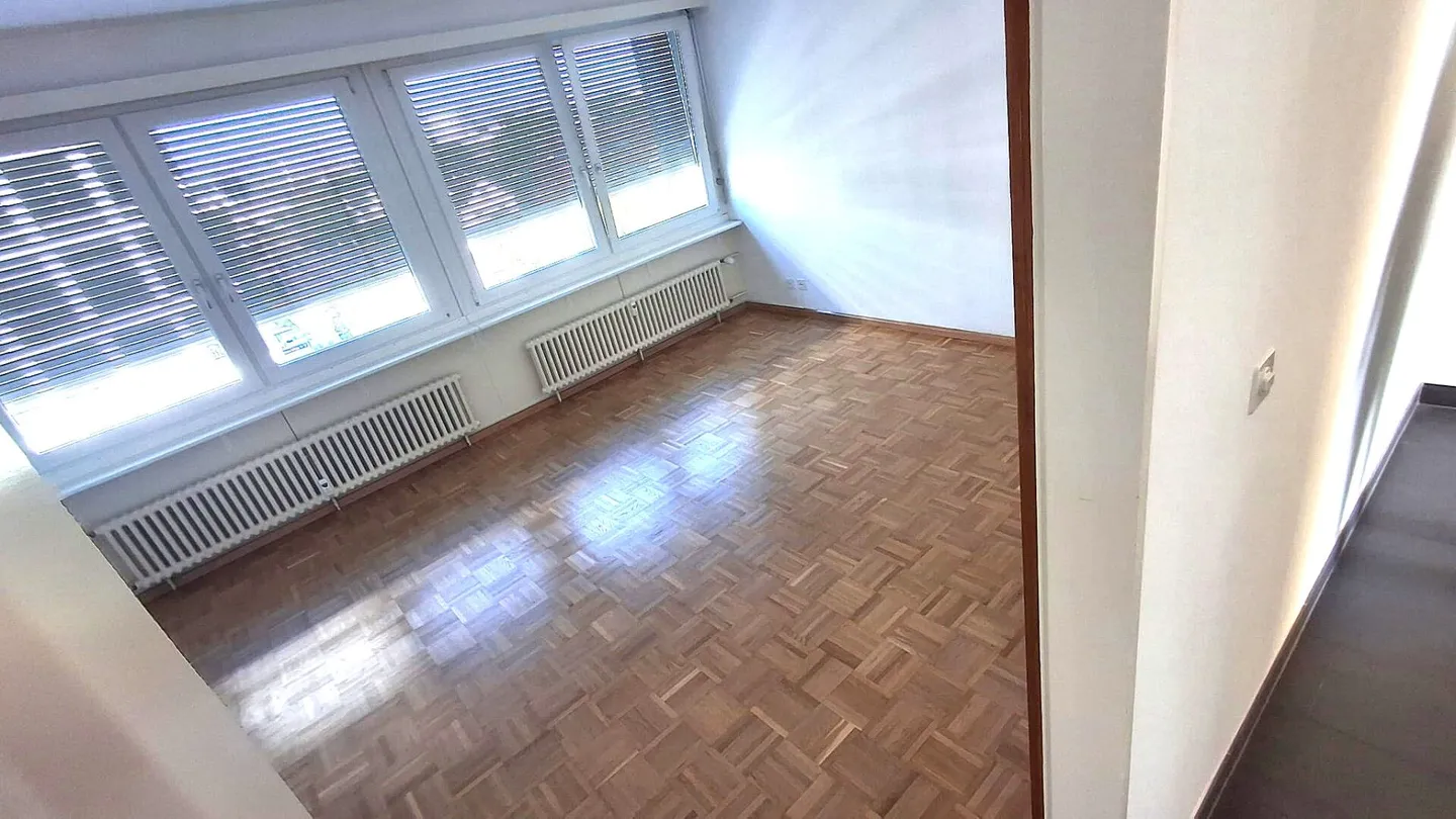 Charmante Wohnung mit Balkonen - Foto 7 von 11