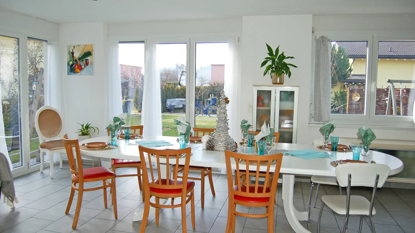 FOR RENT SPLENDID VILLA 5.5 ROOMS IN GRANGES-SIERRE - Photo 5 of 11