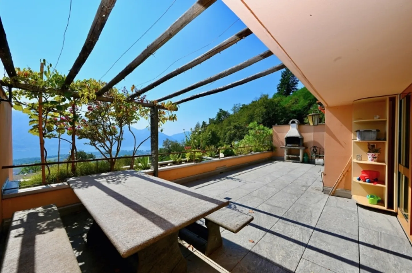 «5.5 Room apartment» - Photo 6 sur 20