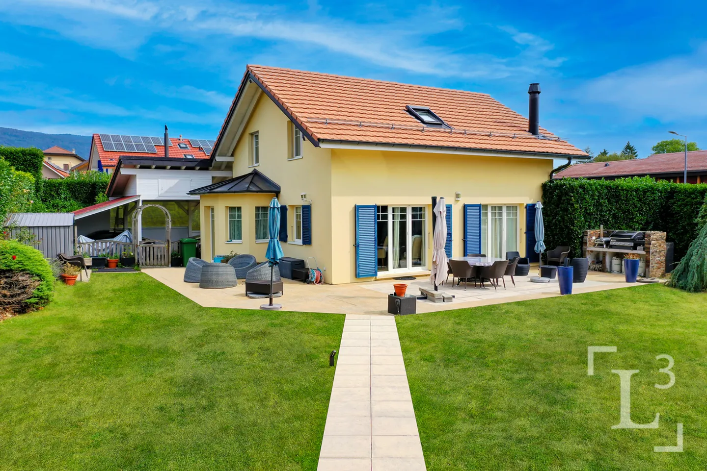 Au centre du village! Villa individuelle avec jardin - Photo 1 of 13