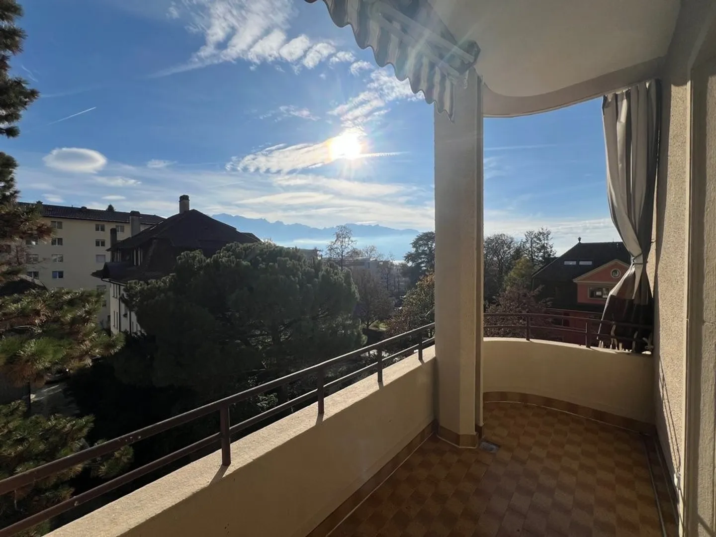 Your haven of peace just steps from the lake - Photo 2 of 11