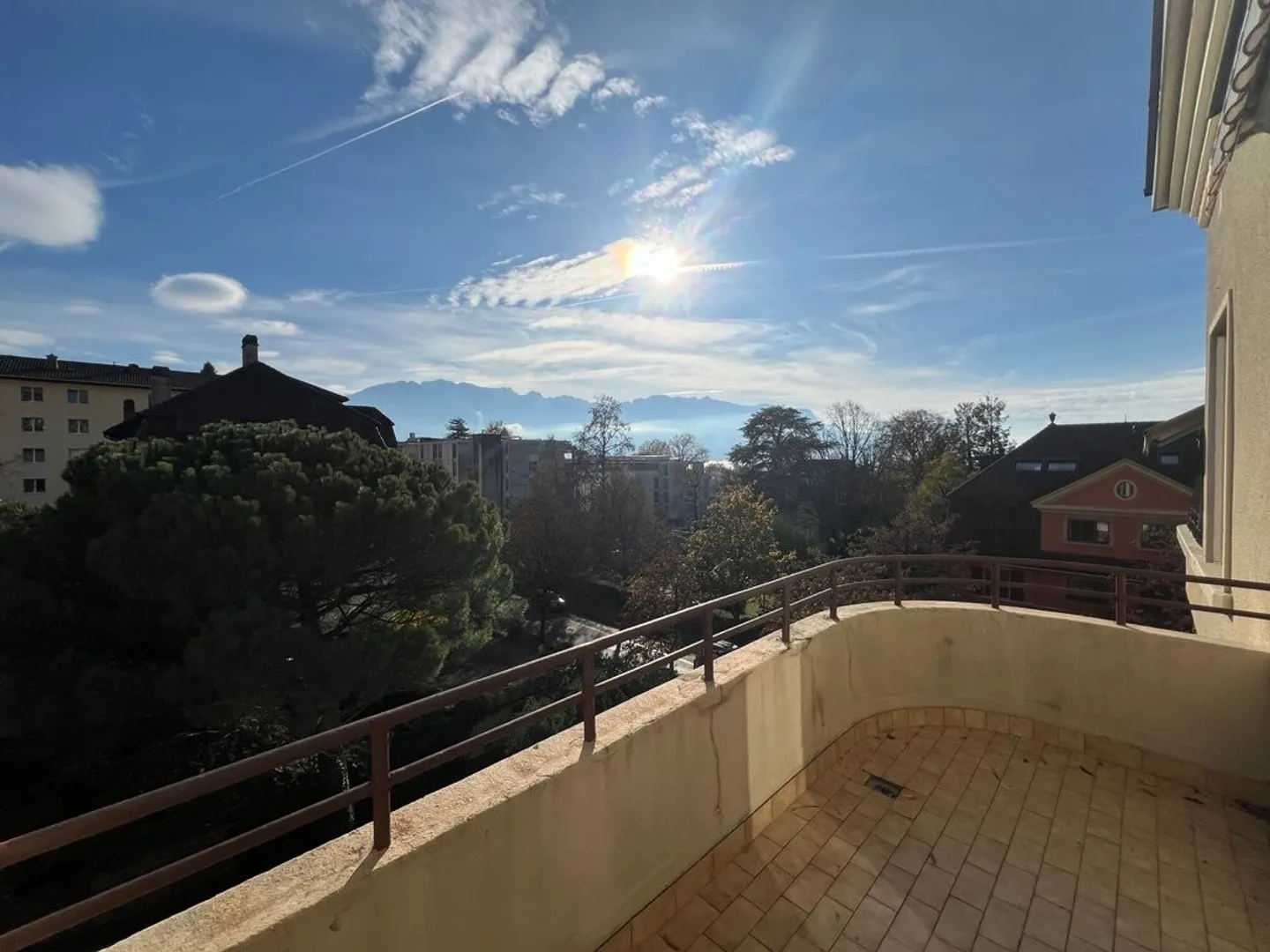 Your haven of peace just steps from the lake - Photo 6 of 11