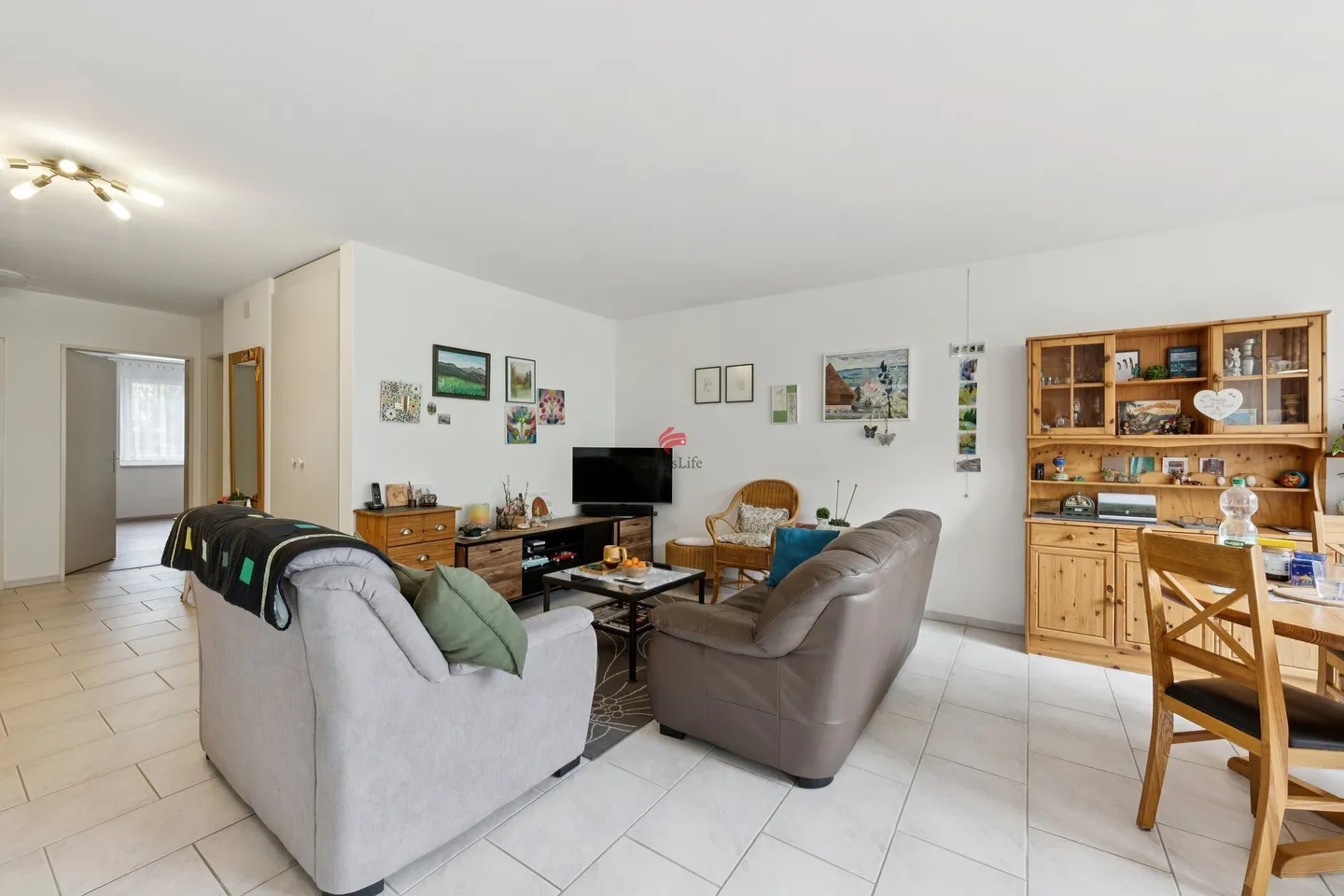 Komfortables Zuhause mit Garten - Foto 3 von 10