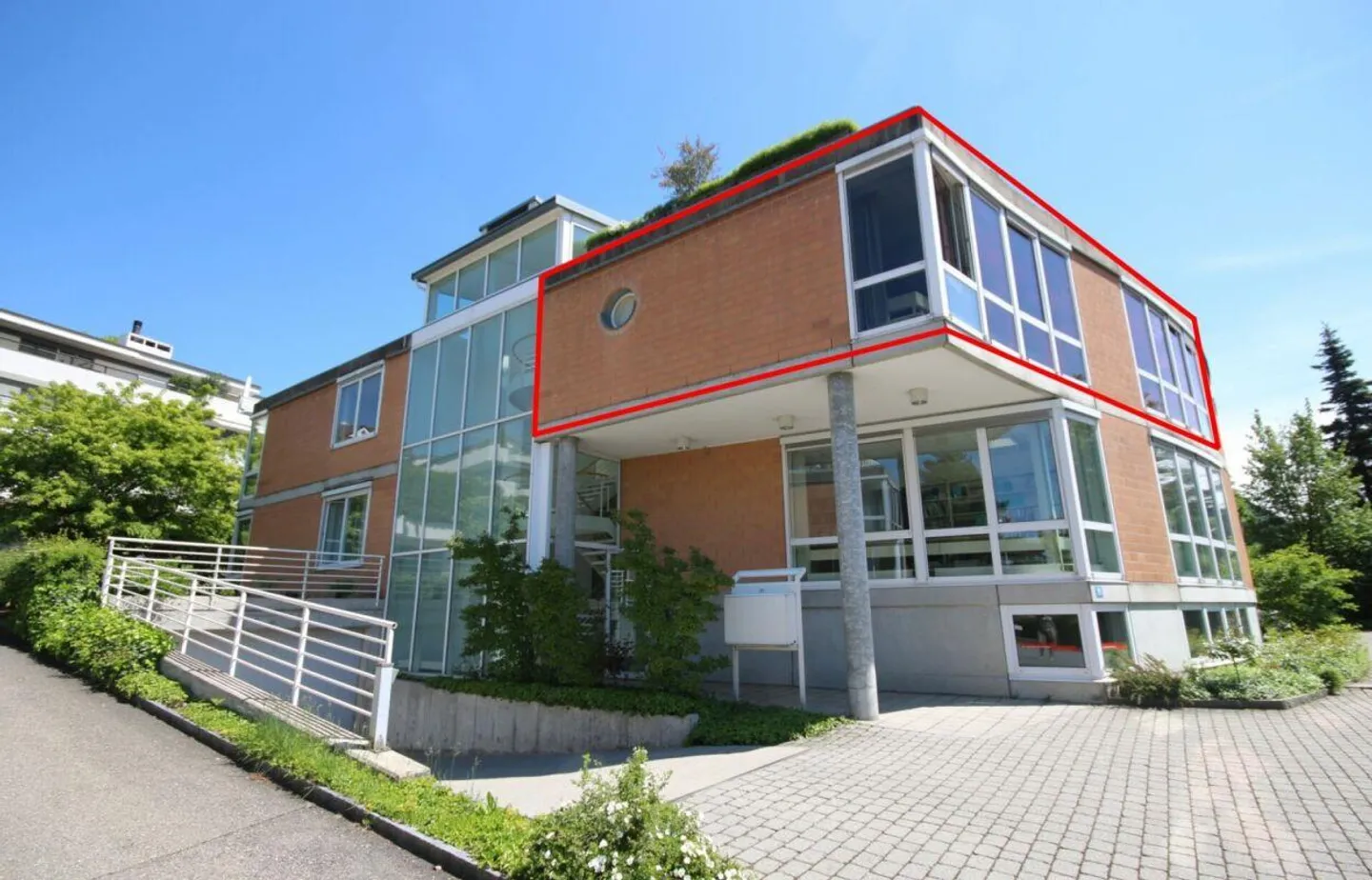 Büroräumlichkeiten an top Lage in Zollikon - Foto 1 von 6