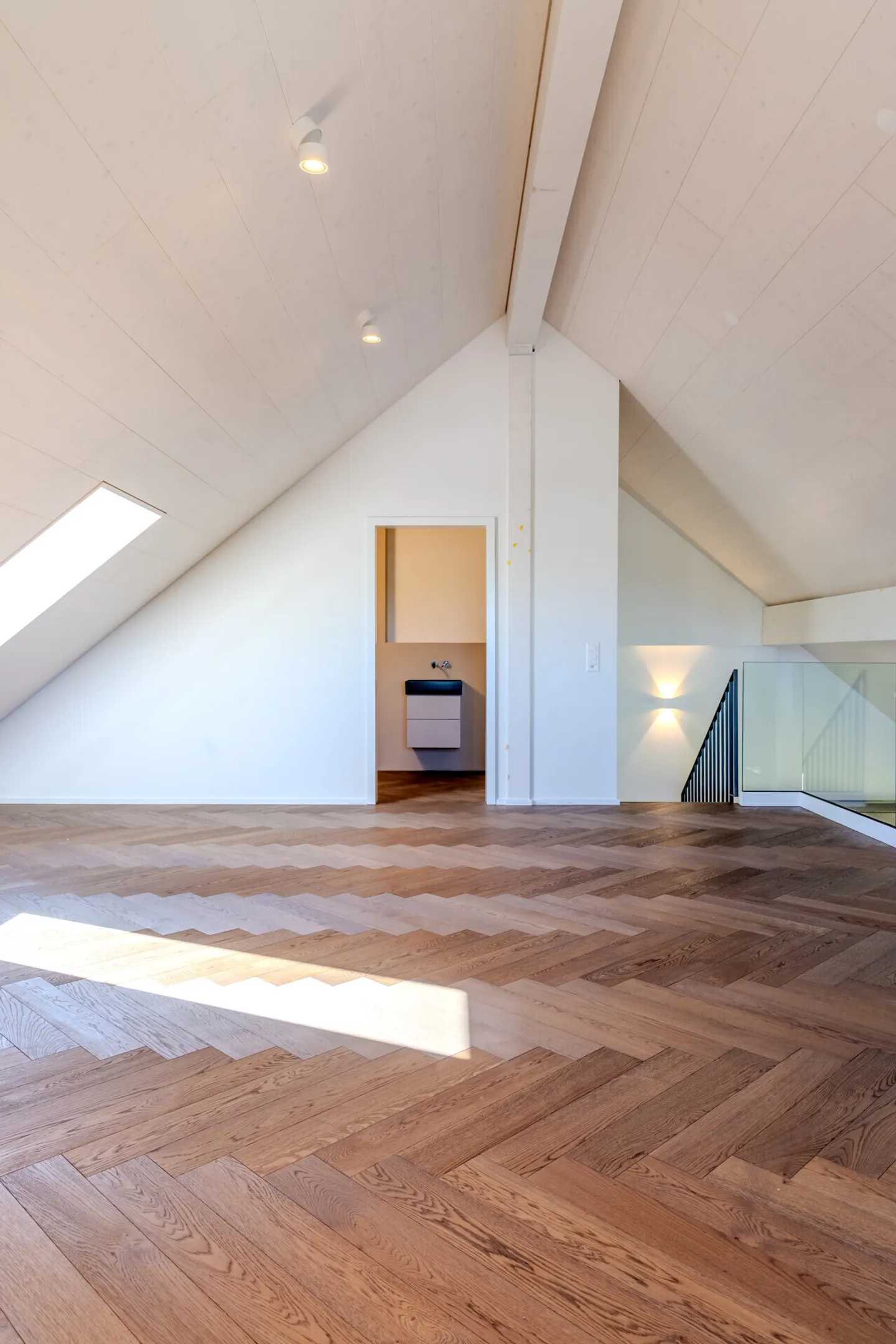 Penthouse exclusif avec terrasse - Photo 8 sur 11