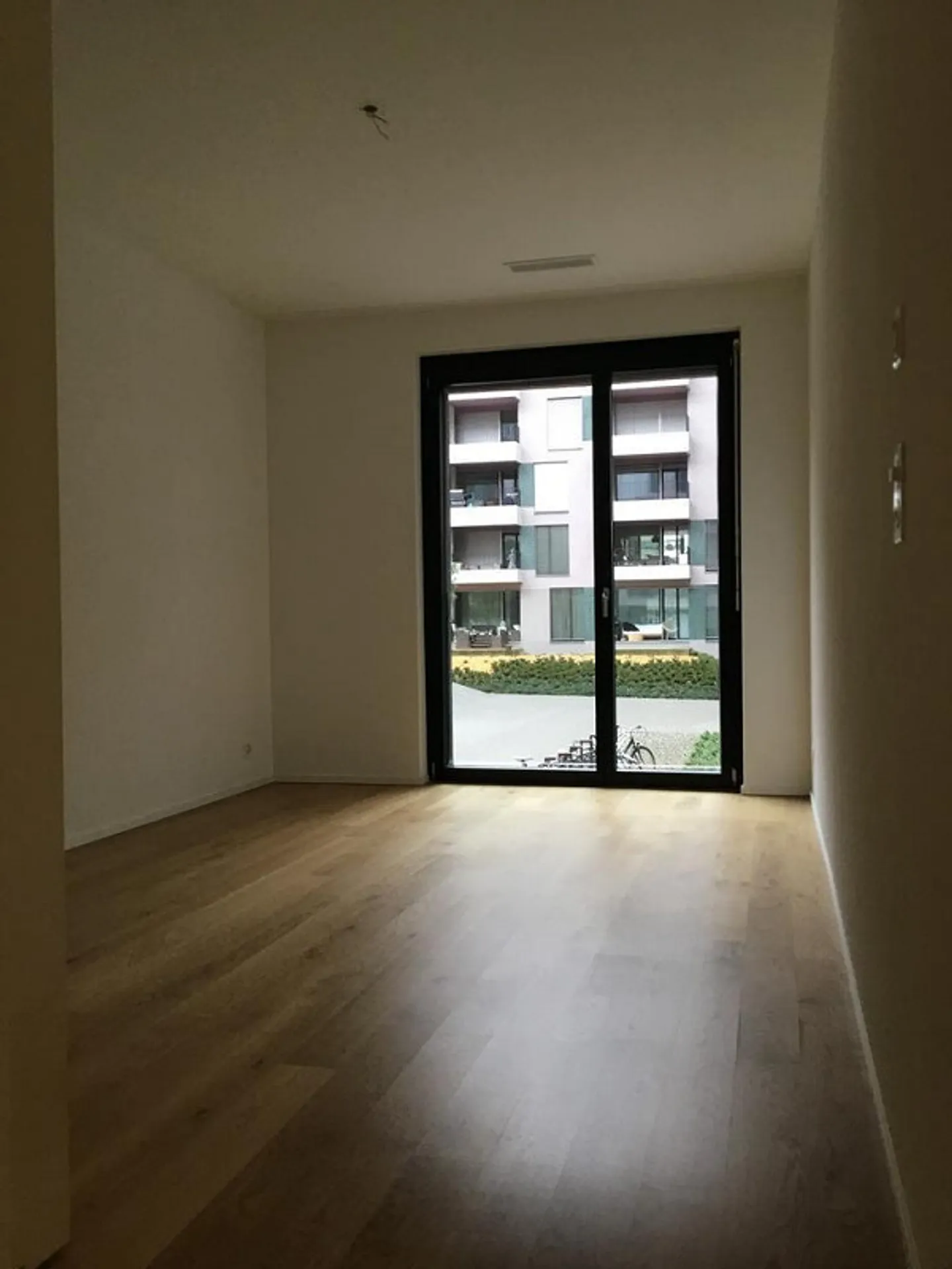 Ground floor apartment with terrace sought? - Photo 6 of 6