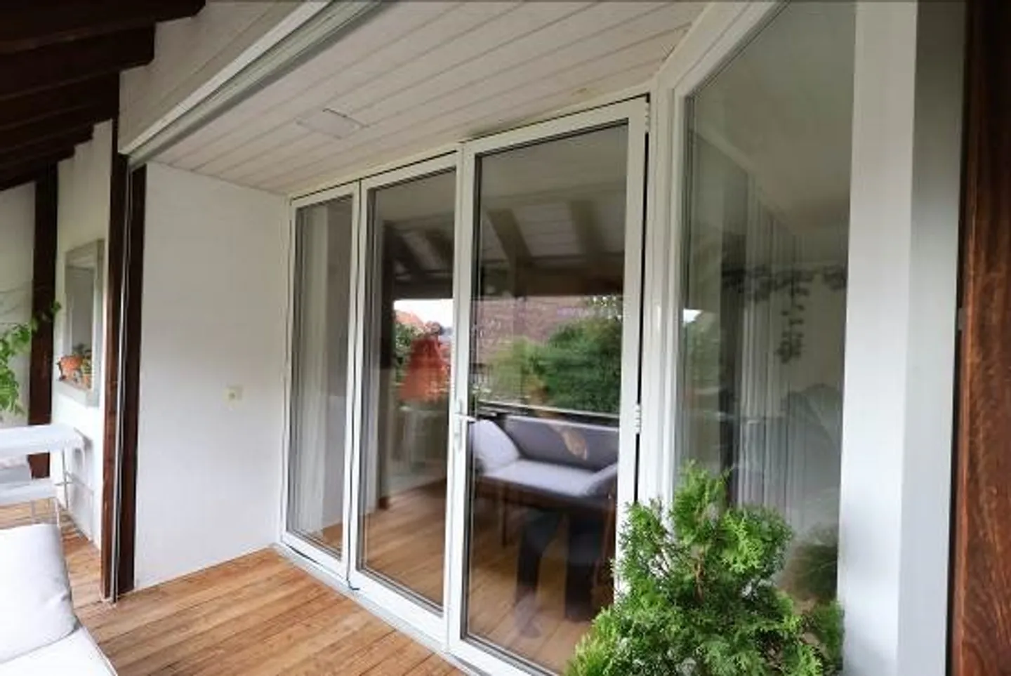 Moderne 3-Zimmer-Wohnung mit Balkon, Bastelraum & Garage in Uitikon - Photo 10 sur 15