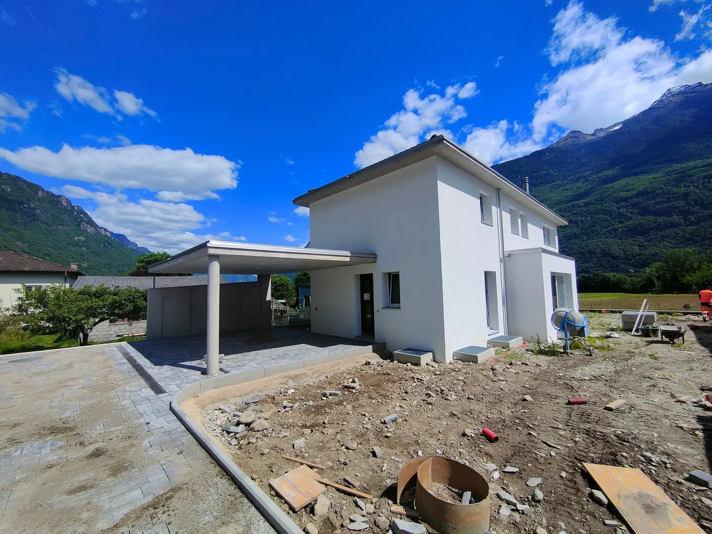 Nouvelles maisons individuelles avec jardin à Moleno - Photo 3 sur 25