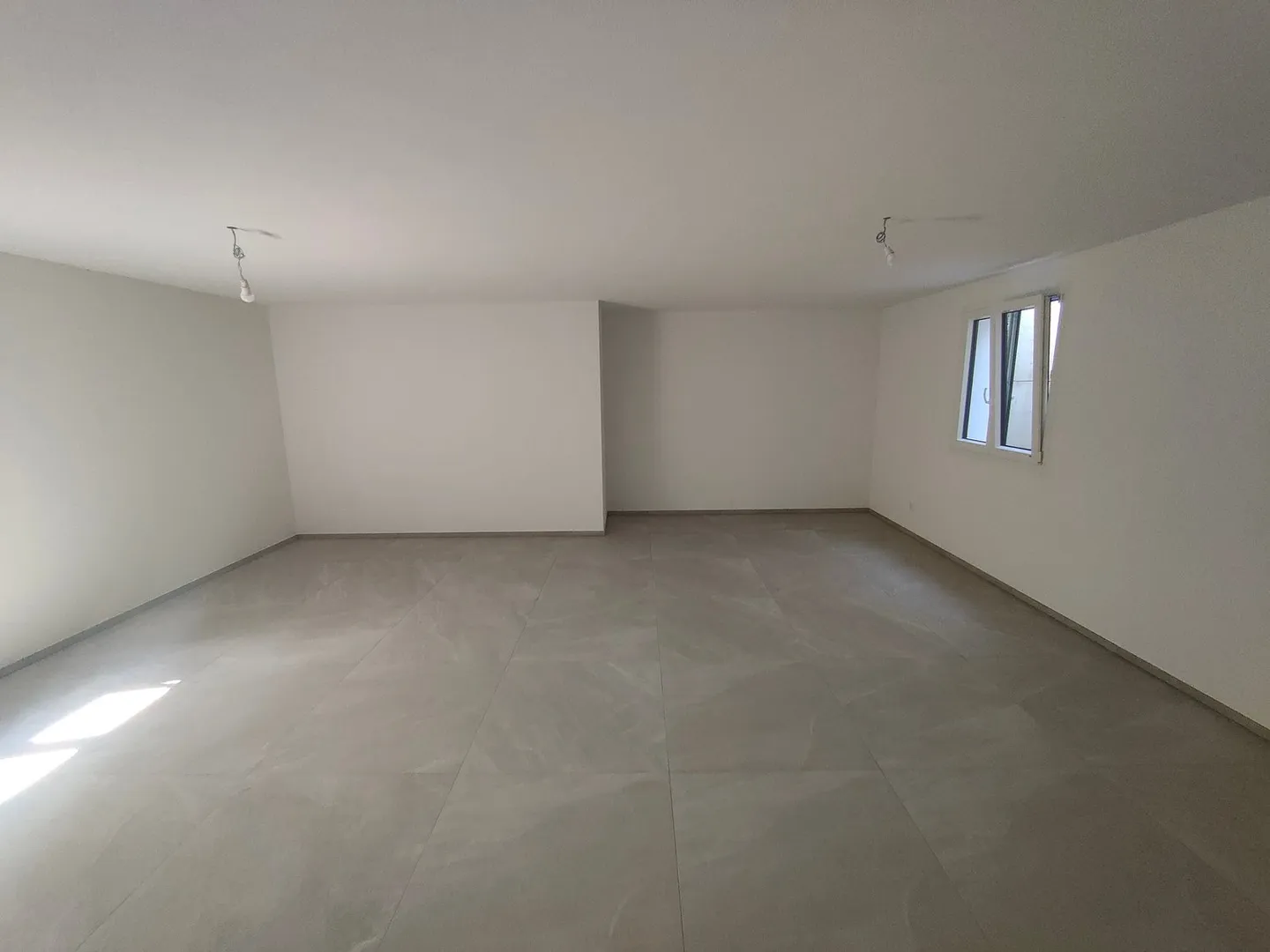 Nouvelles maisons individuelles avec jardin à Moleno - Photo 22 sur 25