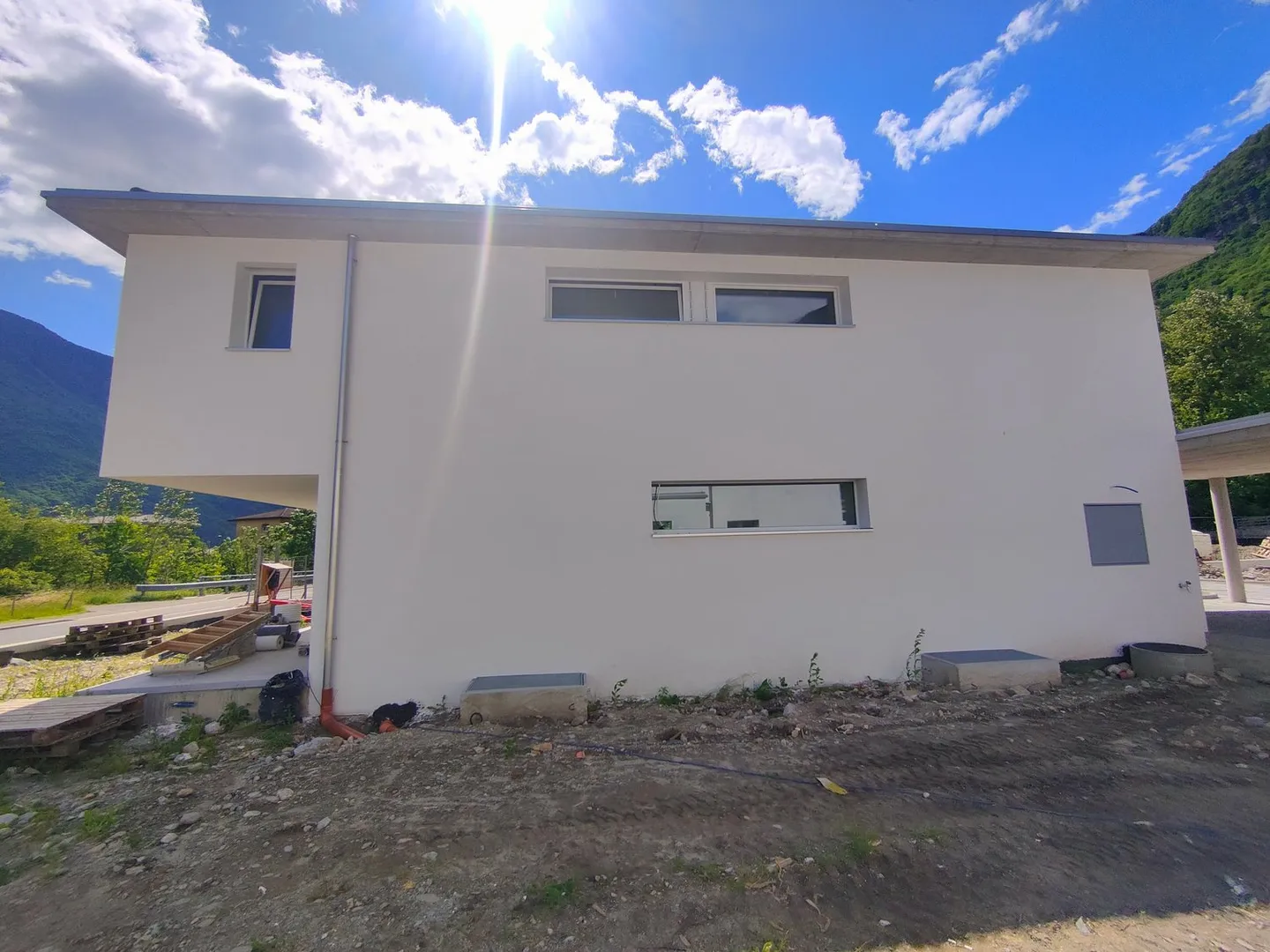 Nouvelles maisons individuelles avec jardin à Moleno - Photo 6 sur 25