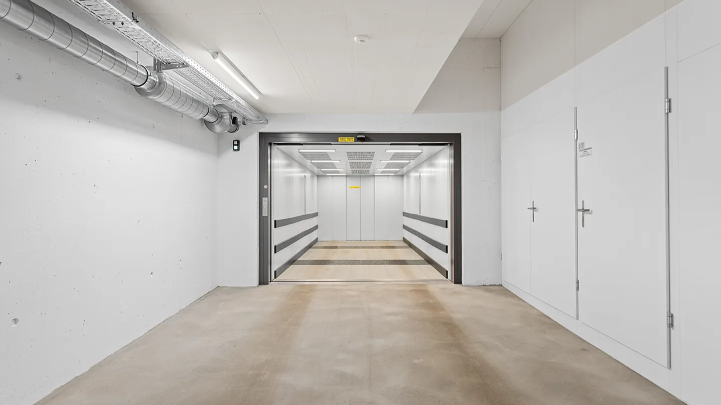 4½-Room Maisonette Apartment with Atelier in Ettingen - Photo 10 of 25