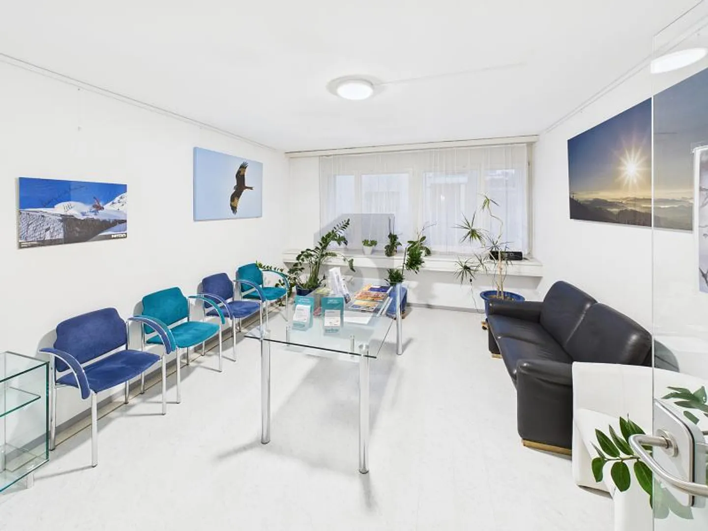 Moderne Praxisräume in Worb - Foto 3 von 6