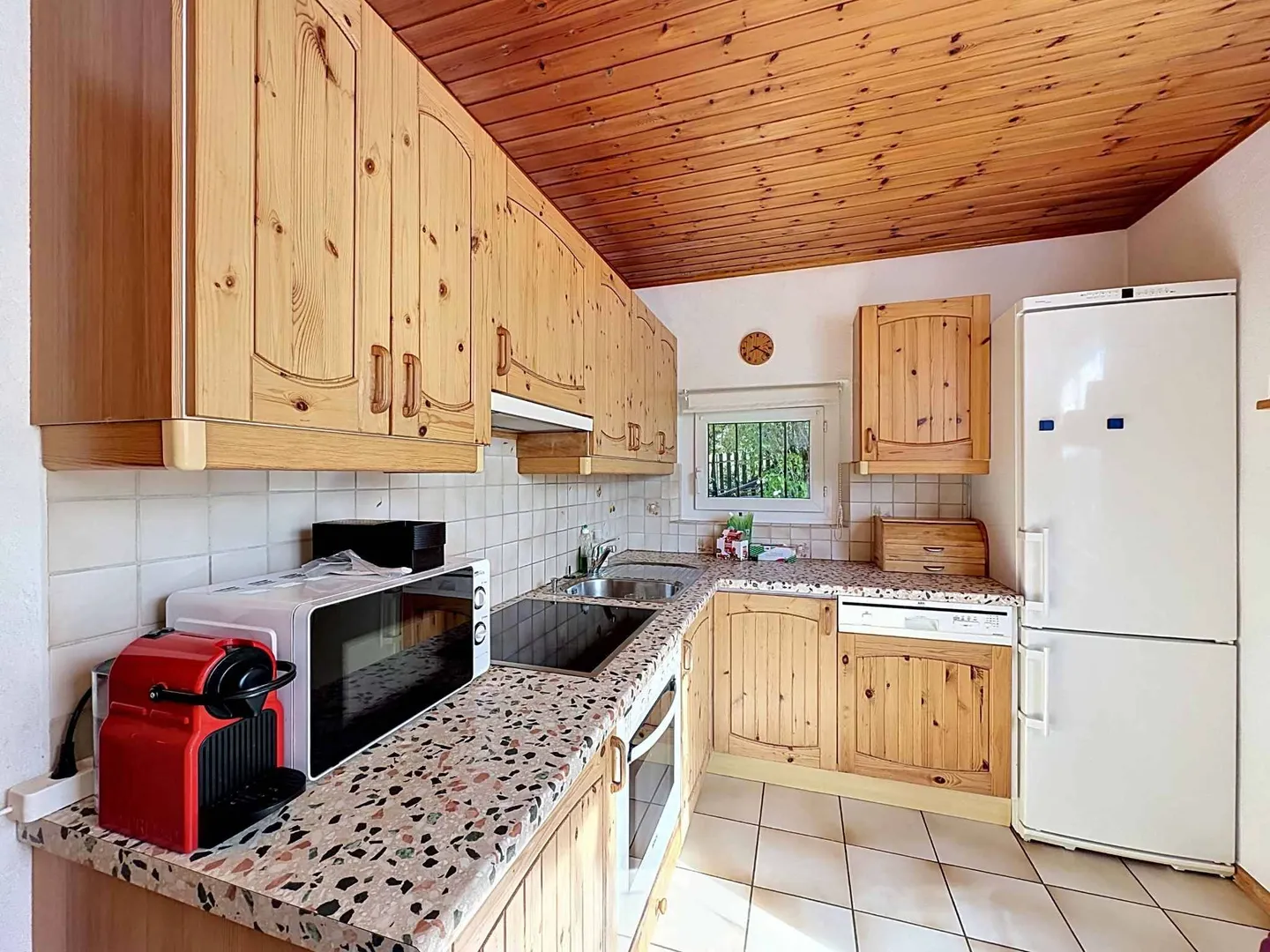 Maison de caractère à rénover - Photo 5 sur 13