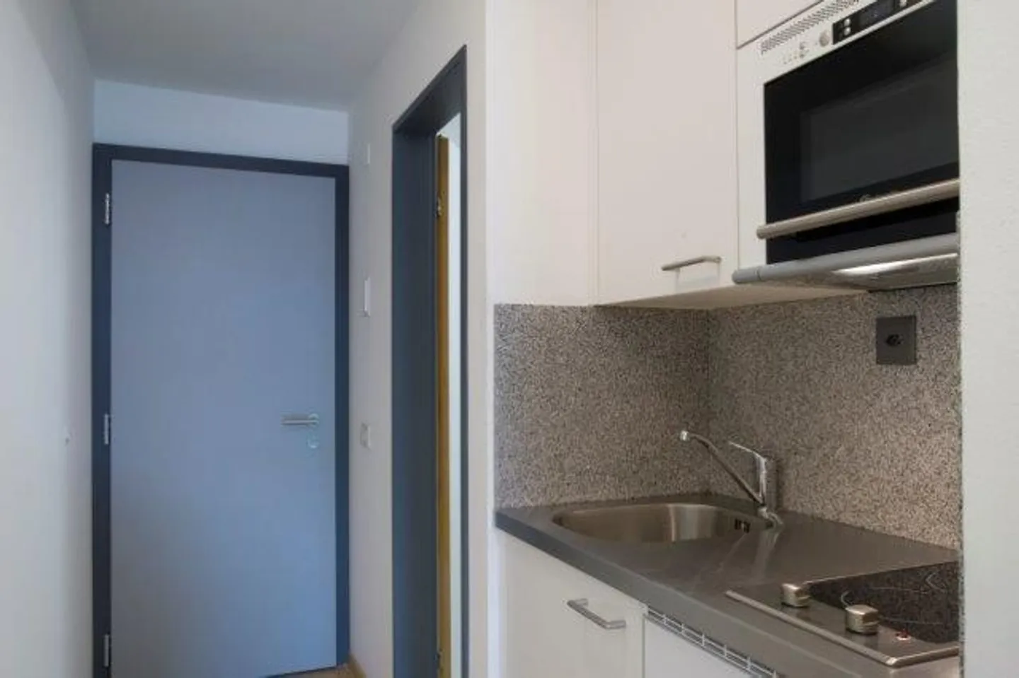 studio meublé CHF 850 par mois tout inclus - Photo 5 sur 6