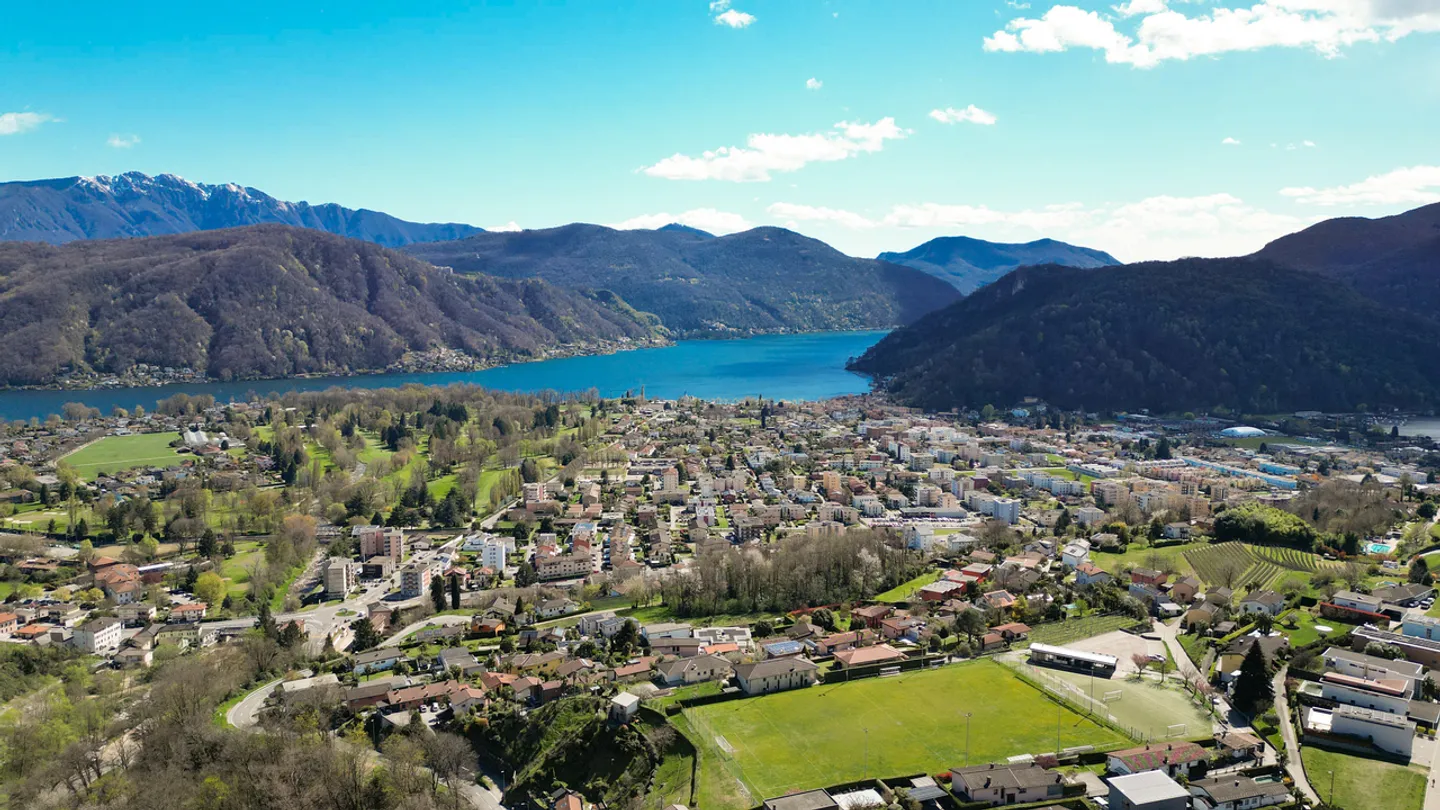Maison caractéristique du Tessin immergée dans le vert de l'Alto Malcantone - Photo 10 sur 13