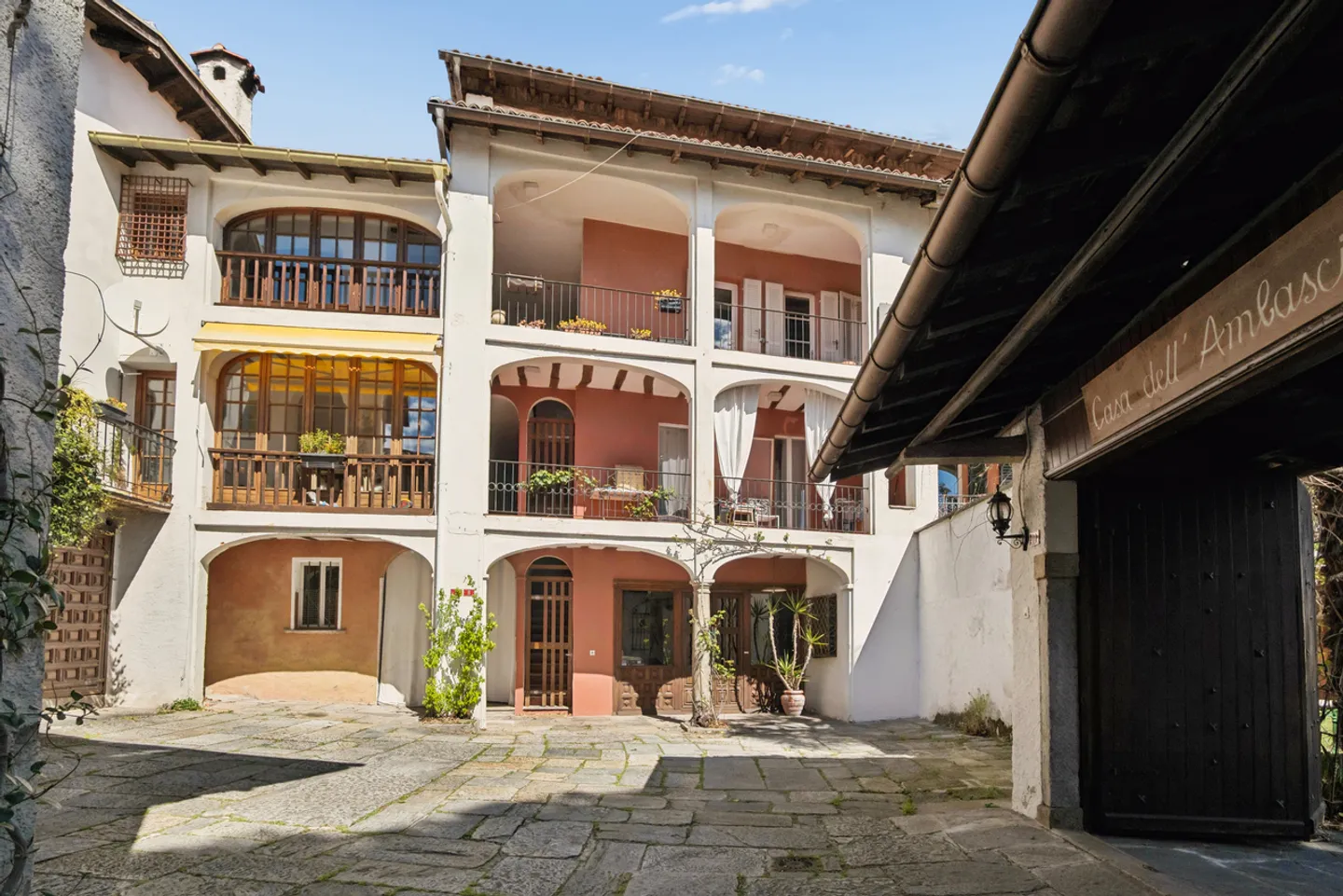 Maison caractéristique du Tessin immergée dans le vert de l'Alto Malcantone - Photo 11 sur 13