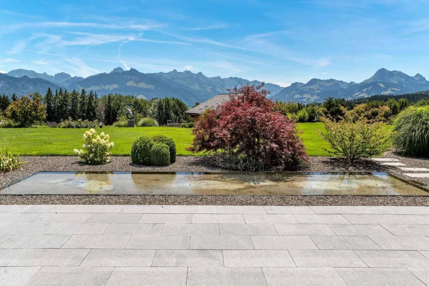Luxury Chalet with Stunning Views - Photo 5 of 13