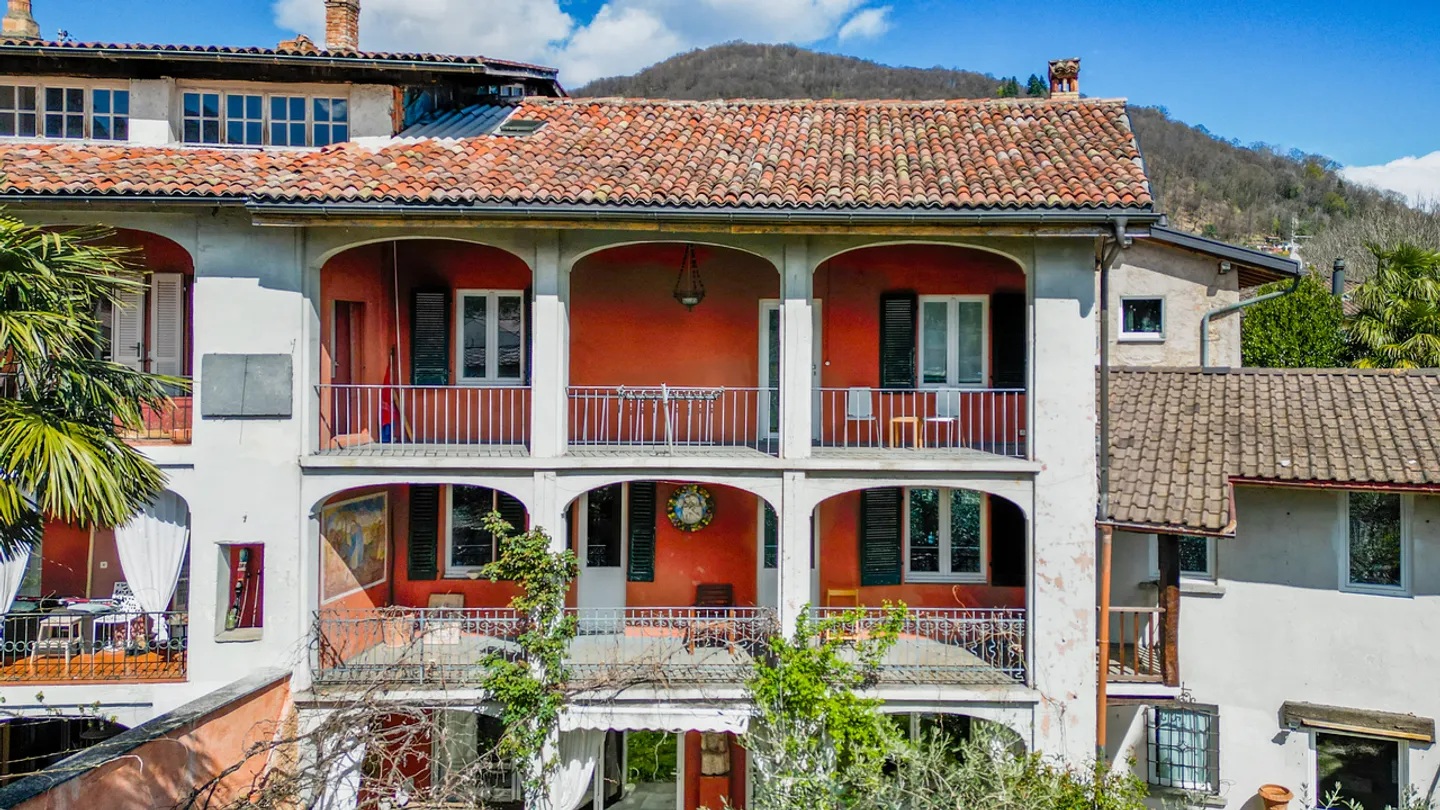 Maison caractéristique du Tessin immergée dans le vert de l'Alto Malcantone - Photo 8 sur 13