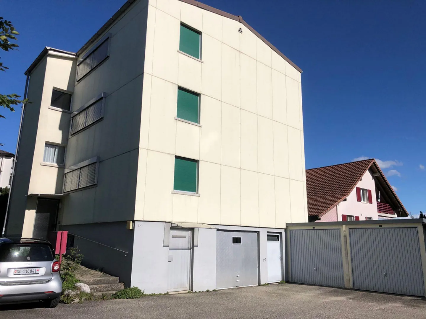 Helle 6-Zimmer-Wohnung in Lostorf - Foto 1 von 8