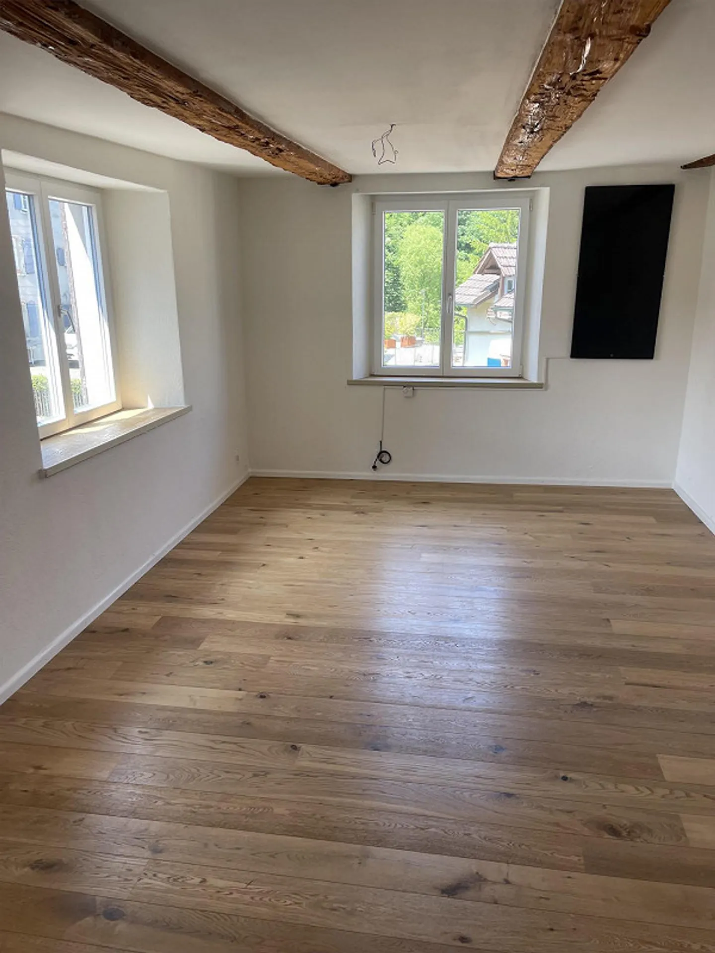 Large, renovated 4-room maisonette apartment in Bubendorf - Photo 8 of 10